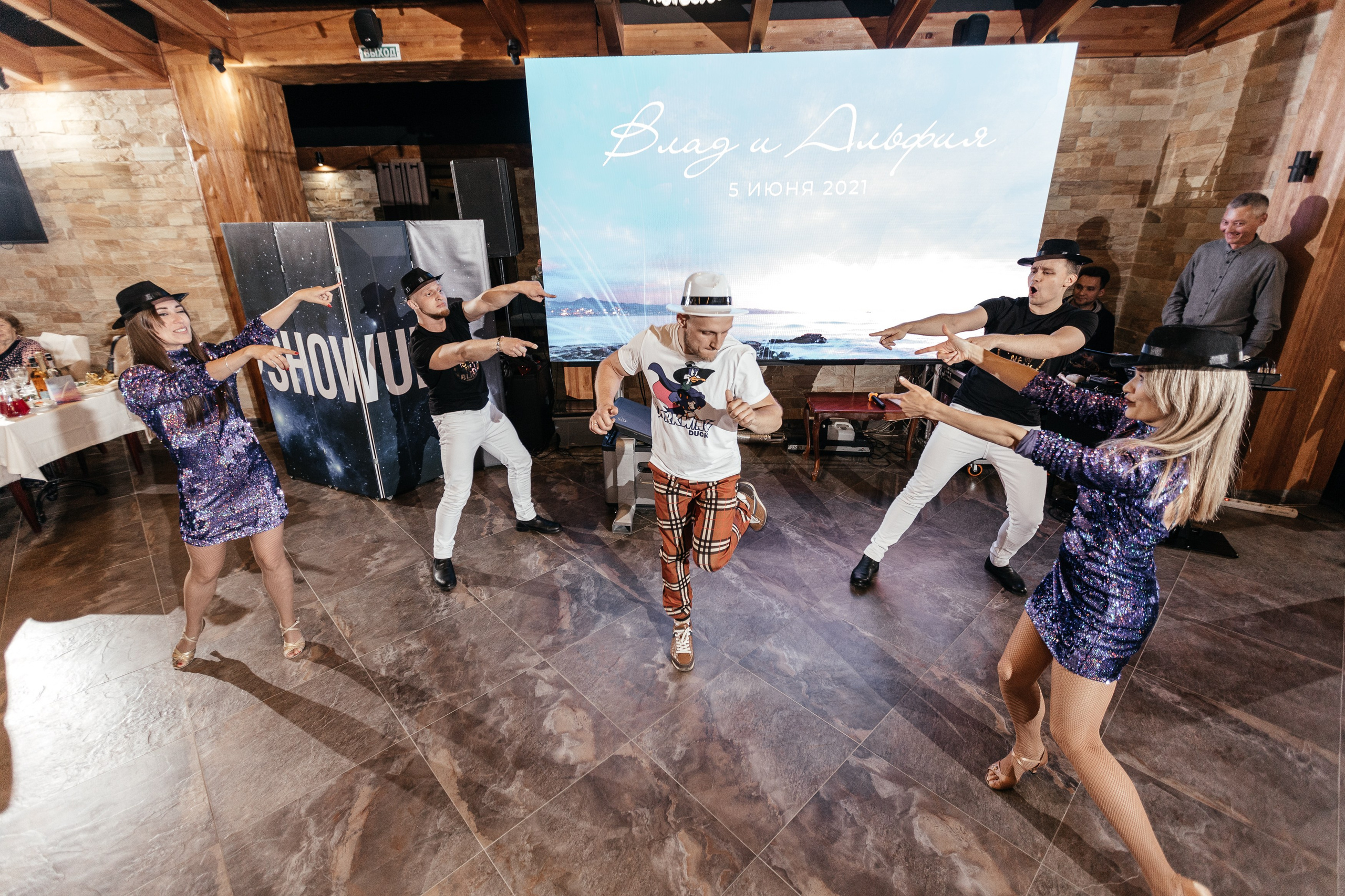 Свадебный фотограф Уфа — Руслан ГабдлисламовЖивые эмоции, красивые кадры, воспоминания на всю жизнь.Работаю по всей Республике Башкортоста. Свадебный фотограф Уфа Руслан Габдлисламов