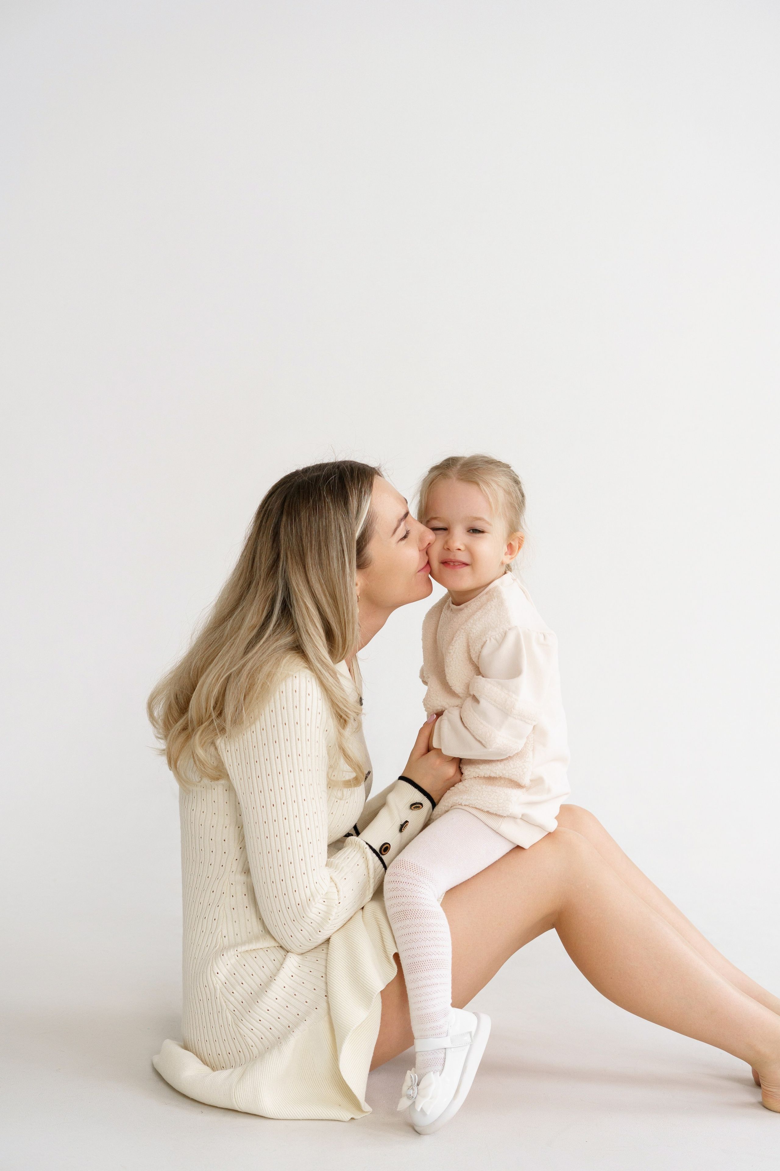 Вика и Алиса. Главная