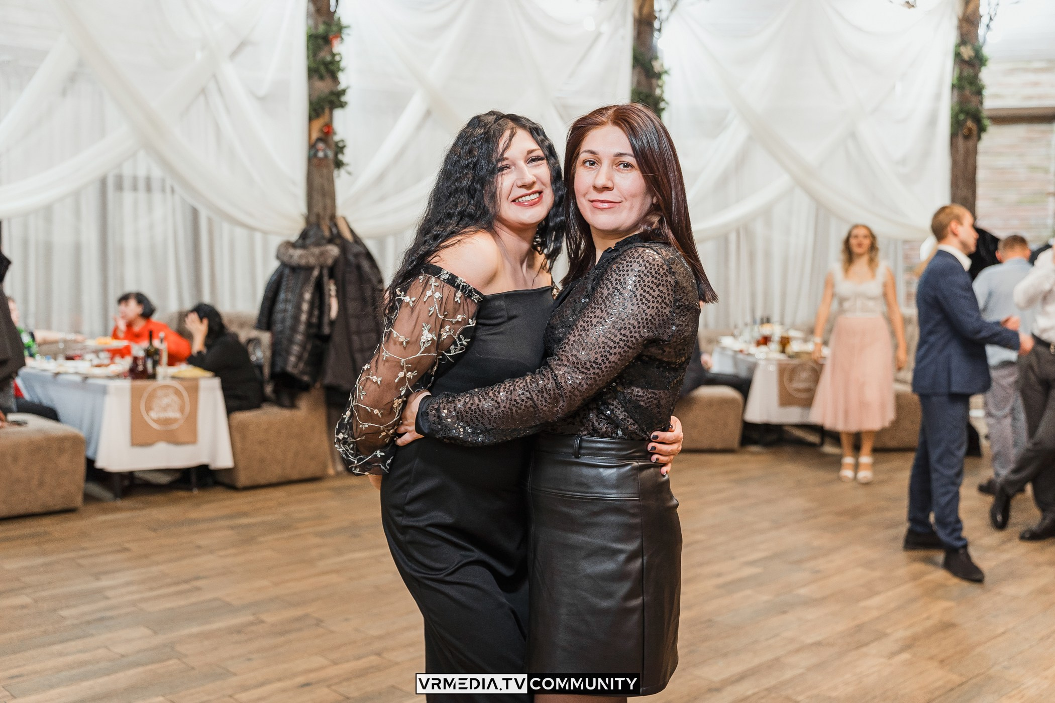 Новогодний вечер у «Петровича»