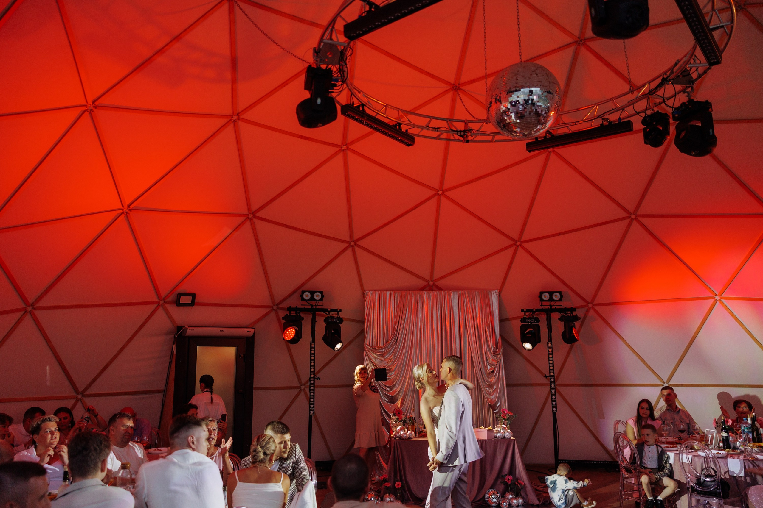 Полина и Константин. Свадебный и семейный фотограф Ольга Сморжанюк