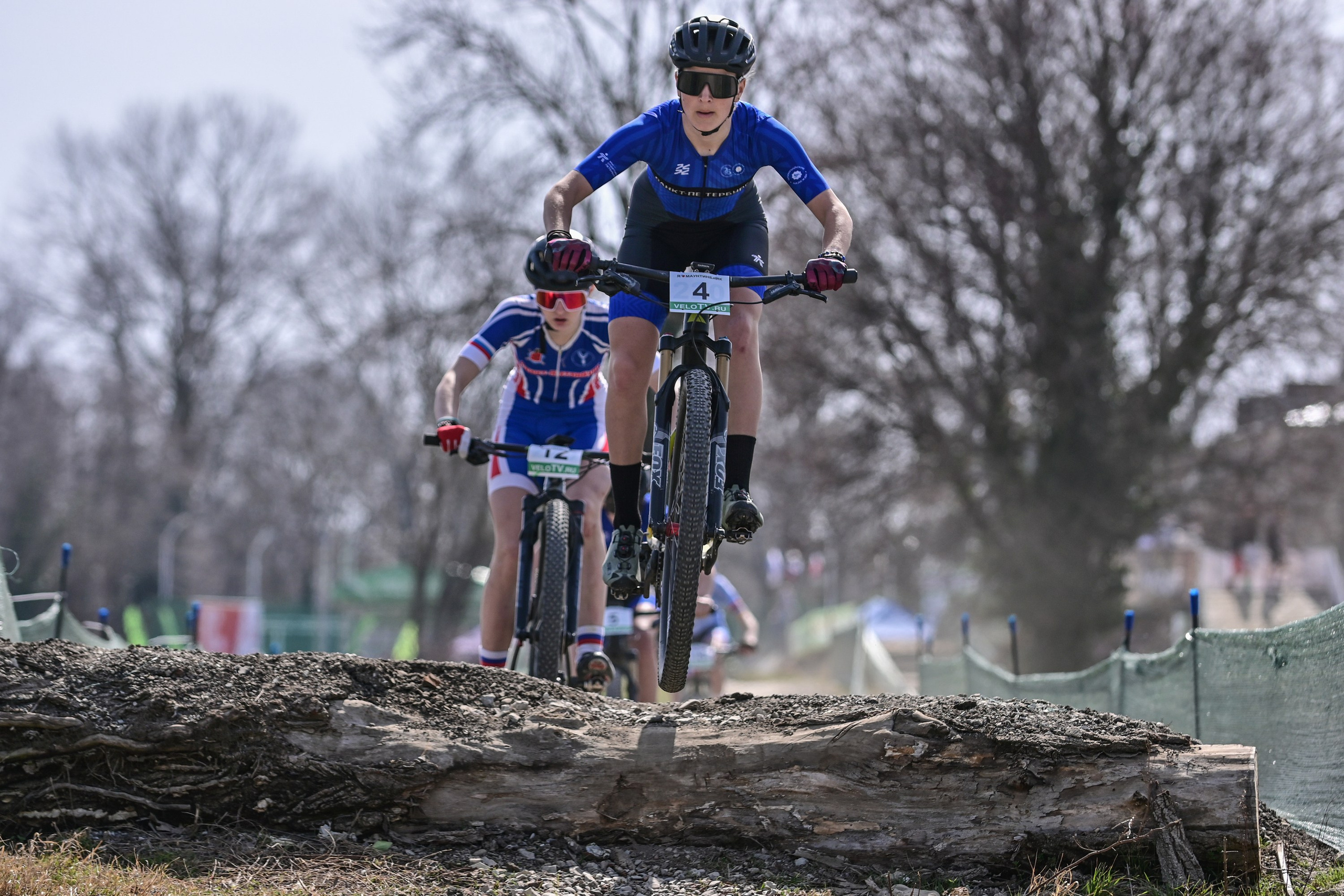 Маунтинбайк, кросс-кантри в Архипо-Осиповке 16 марта 2025. Спортивный фотограф, фотожурналист Павел Ларькин