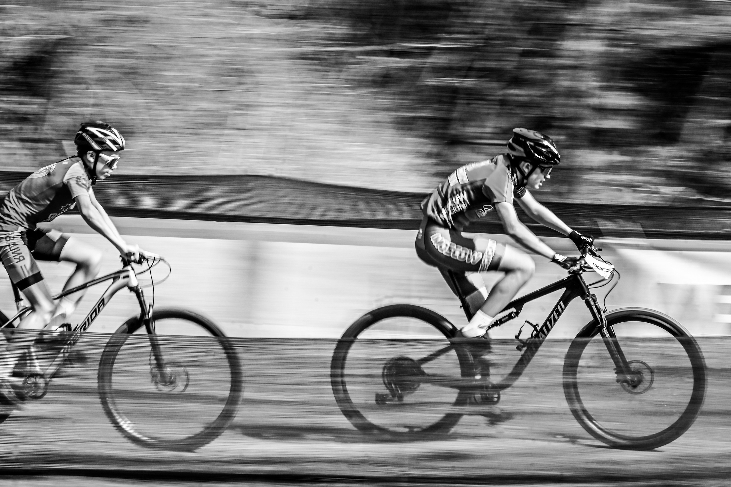 Маунтинбайк, кросс-кантри в Архипо-Осиповке 16 марта 2025. Спортивный фотограф, фотожурналист Павел Ларькин