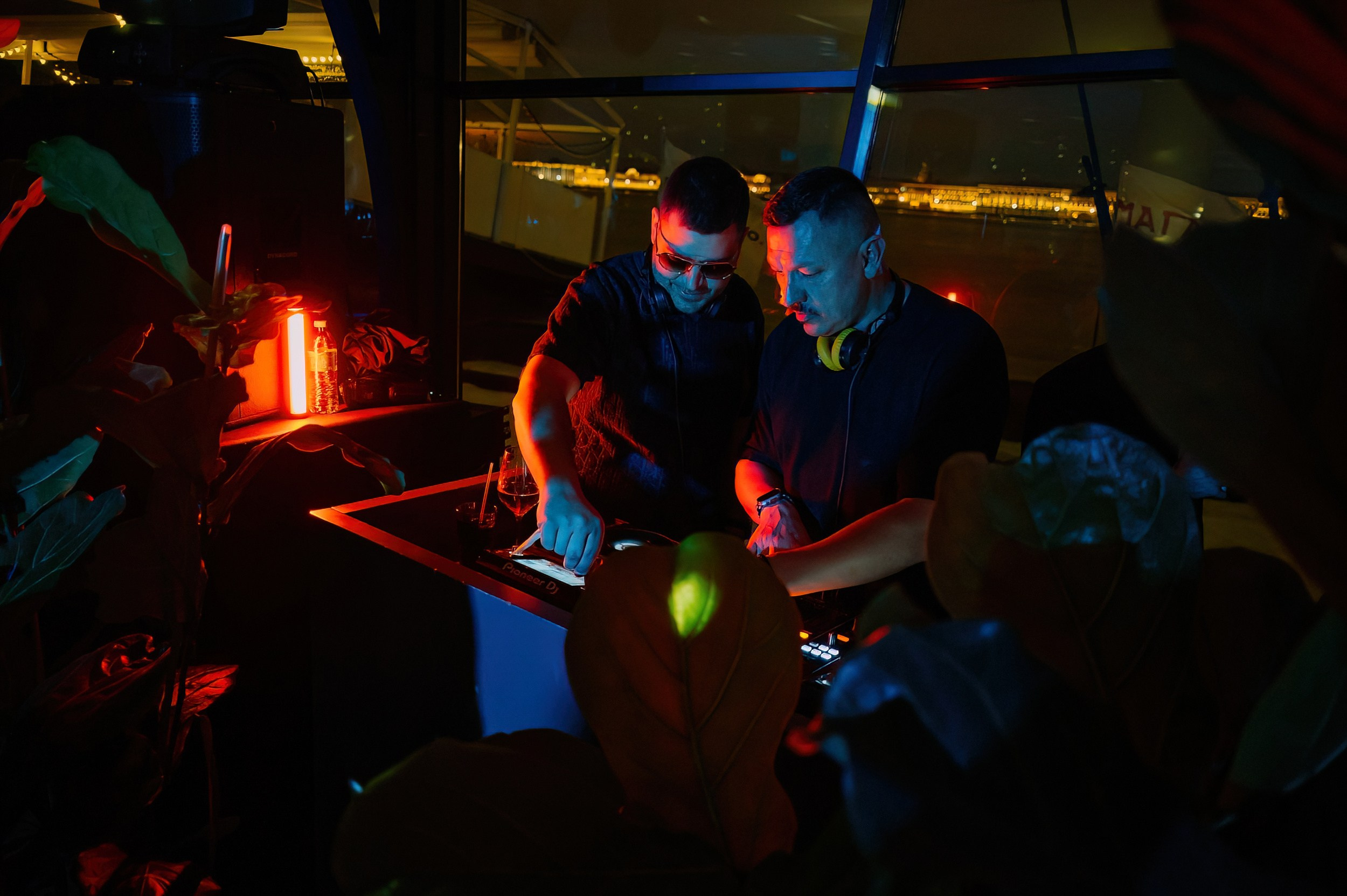 День Рождения DJ Андрей Вакуленко в Магадан. Коммерческий фотограф в Санкт-Петербурге Анна Кобзарь