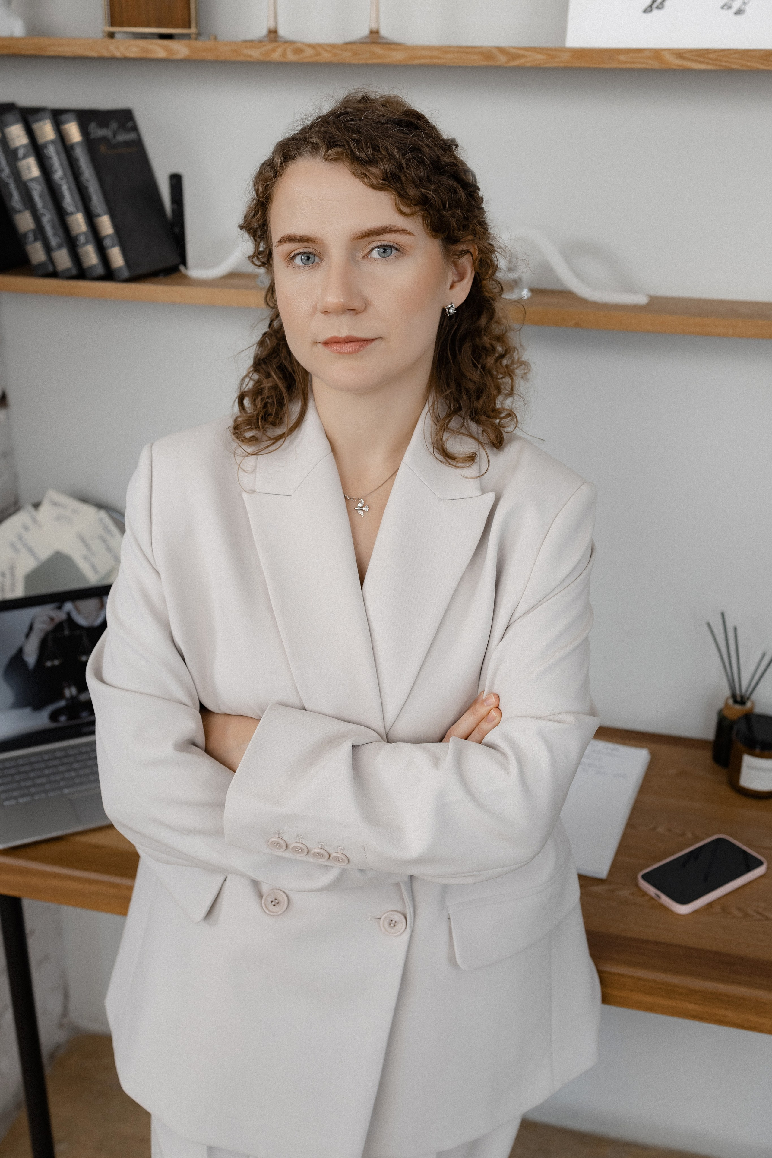 Индивидуальные. Фотограф Челябинск Эвелина Ганага, съемка для бизнеса и маркетплейсов