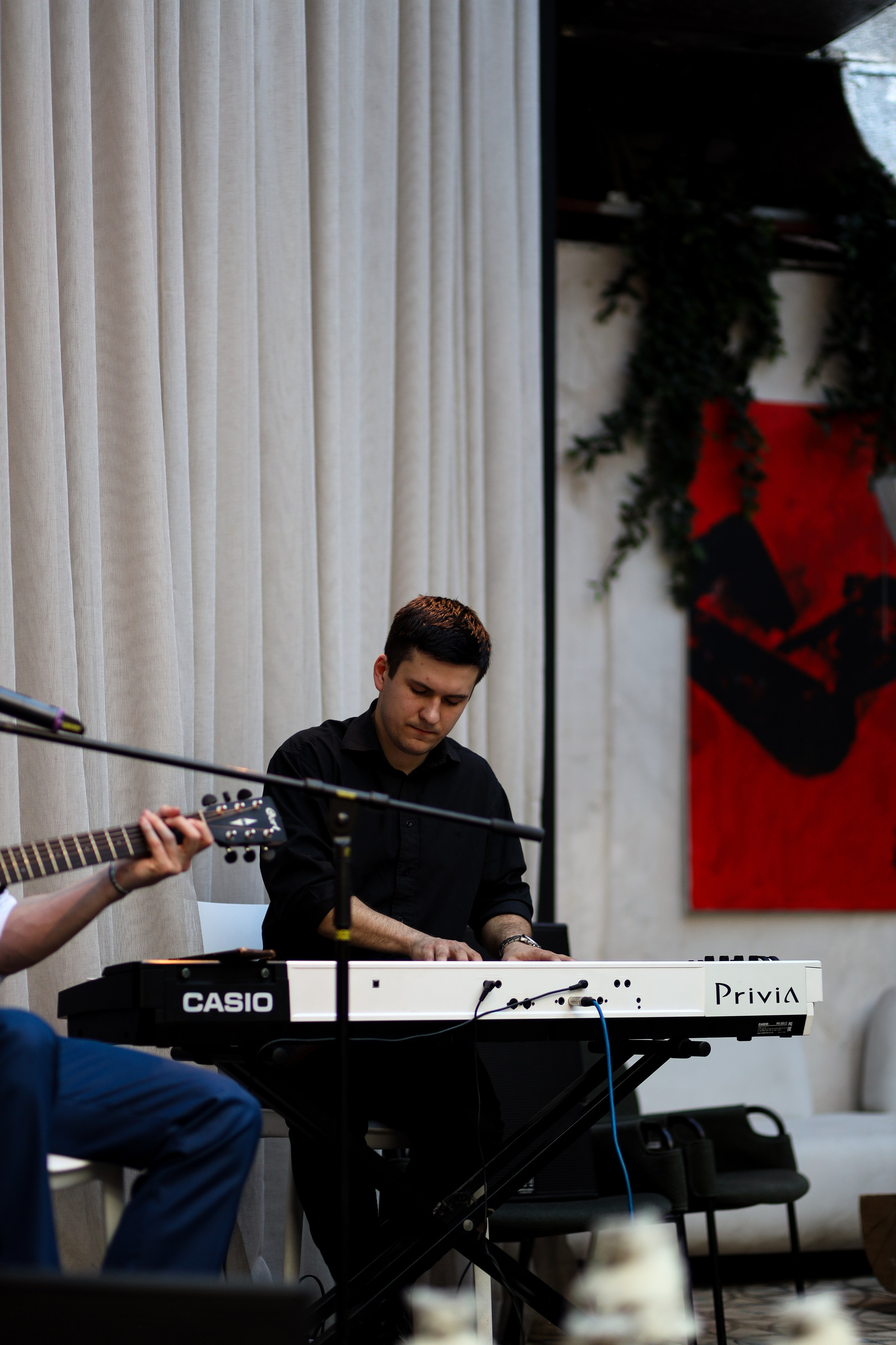 Gastrodvor 8 March. Дженбаз Павел — фотограф в Ялте