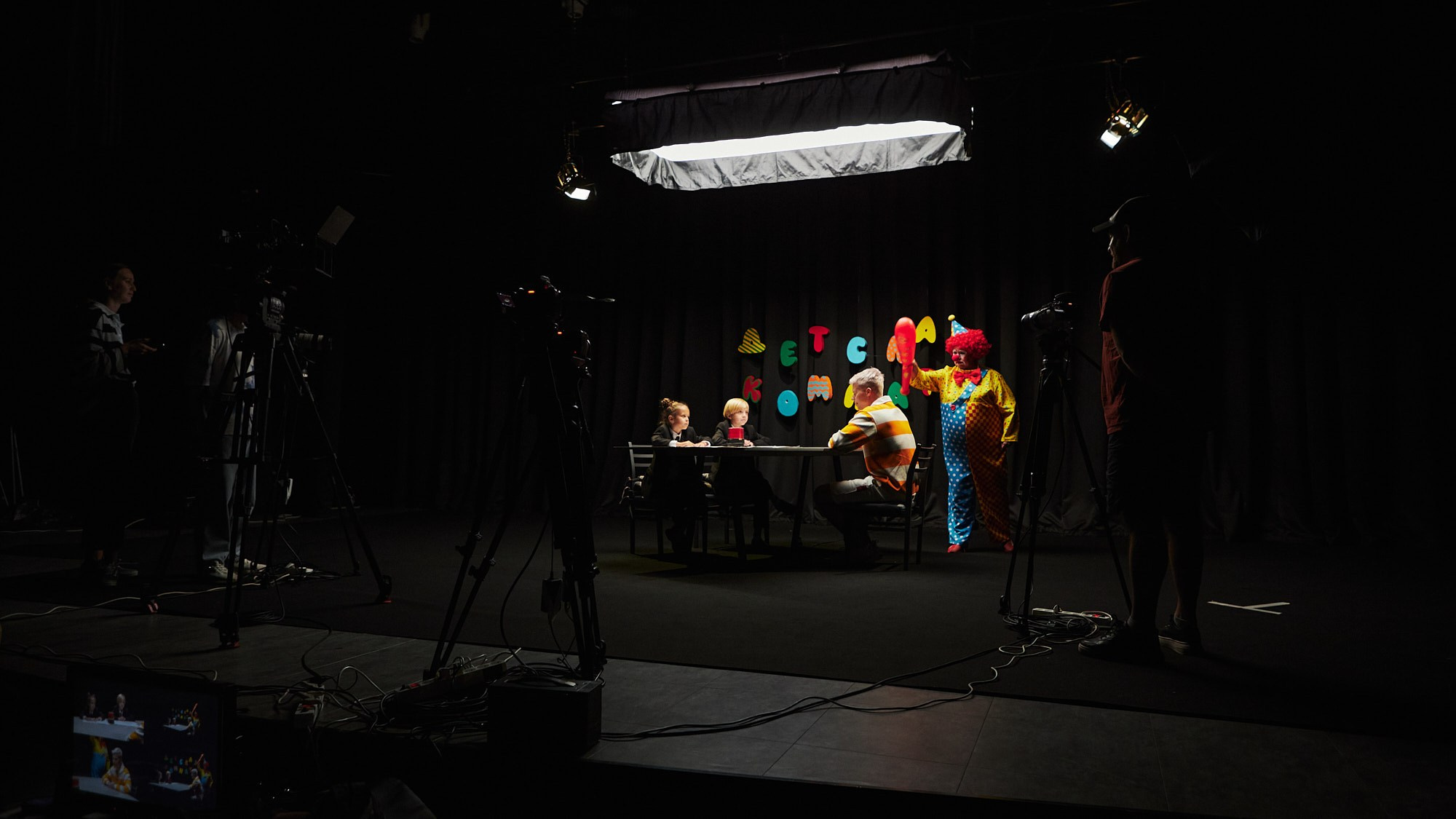 Репортажная съёмка шоу «Детская комната» — бэкстейдж и атмосфера. Репортажный фотограф в Москве — Дмитрий Тарасов | Съёмка мероприятий, концертов, корпоративов