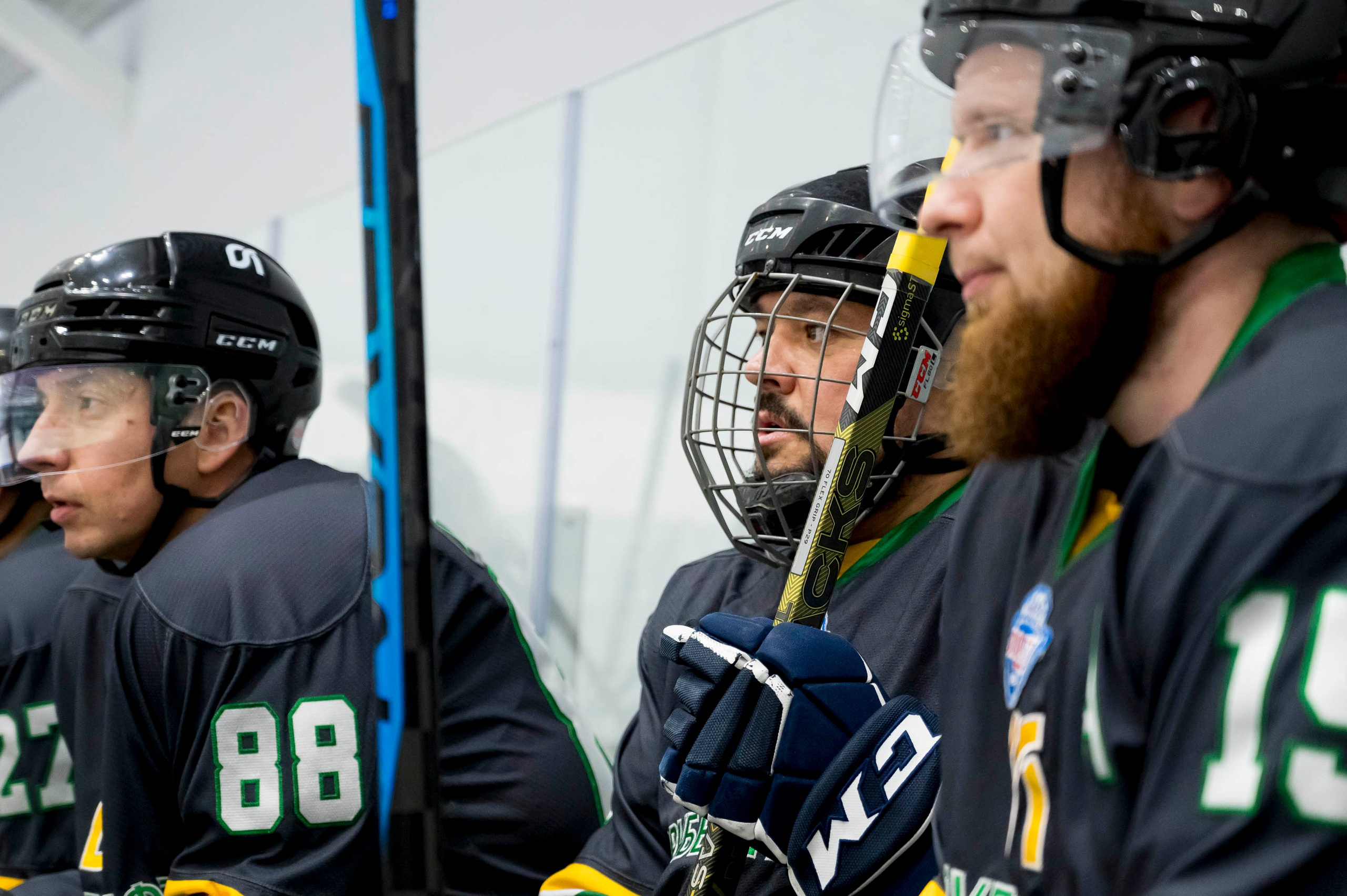 Хоккейный матч корпоративной команды Зарубежнефть. Репортажный фотограф и видеограф Слава Думчев. Тимбилдинги, отчетники, корпоративы