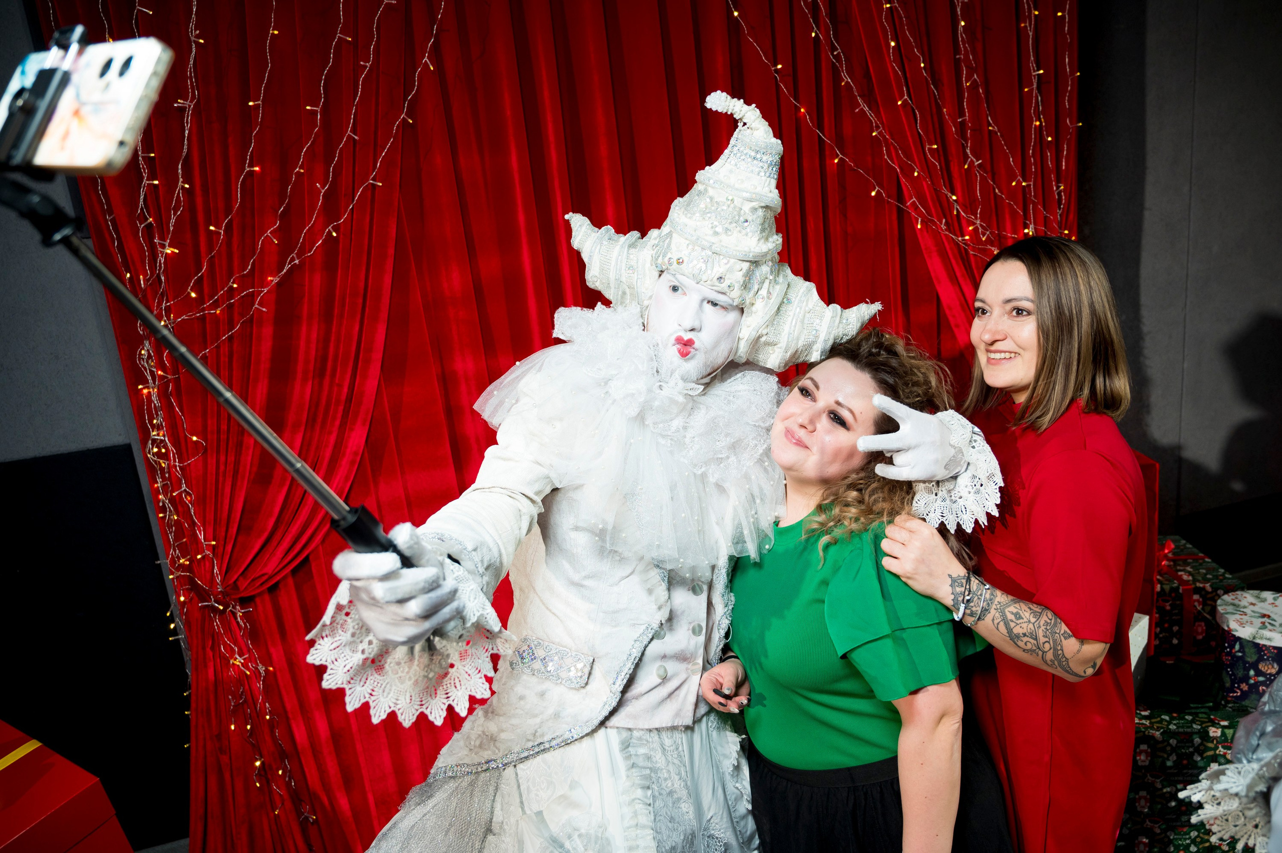 Новогодний корпоратив «Пятерочка». Репортажный фотограф и видеограф Слава Думчев. Тимбилдинги, отчетники, корпоративы