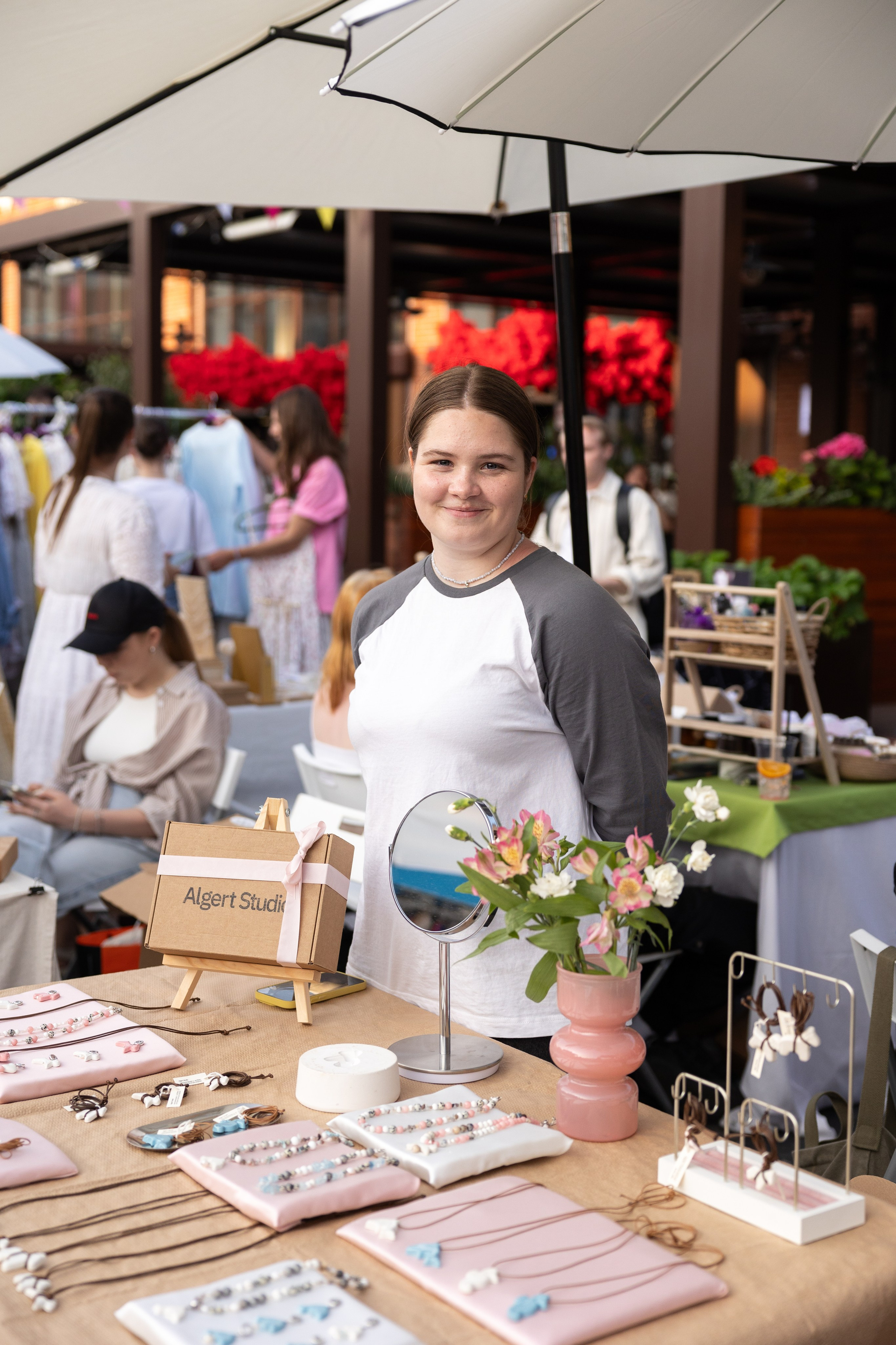 7–8 июня 2025 в пространстве «Три вокзала. Депо» / День 2 / фото Саша Жукова. Фотоотчеты «Ламбада-маркета»
