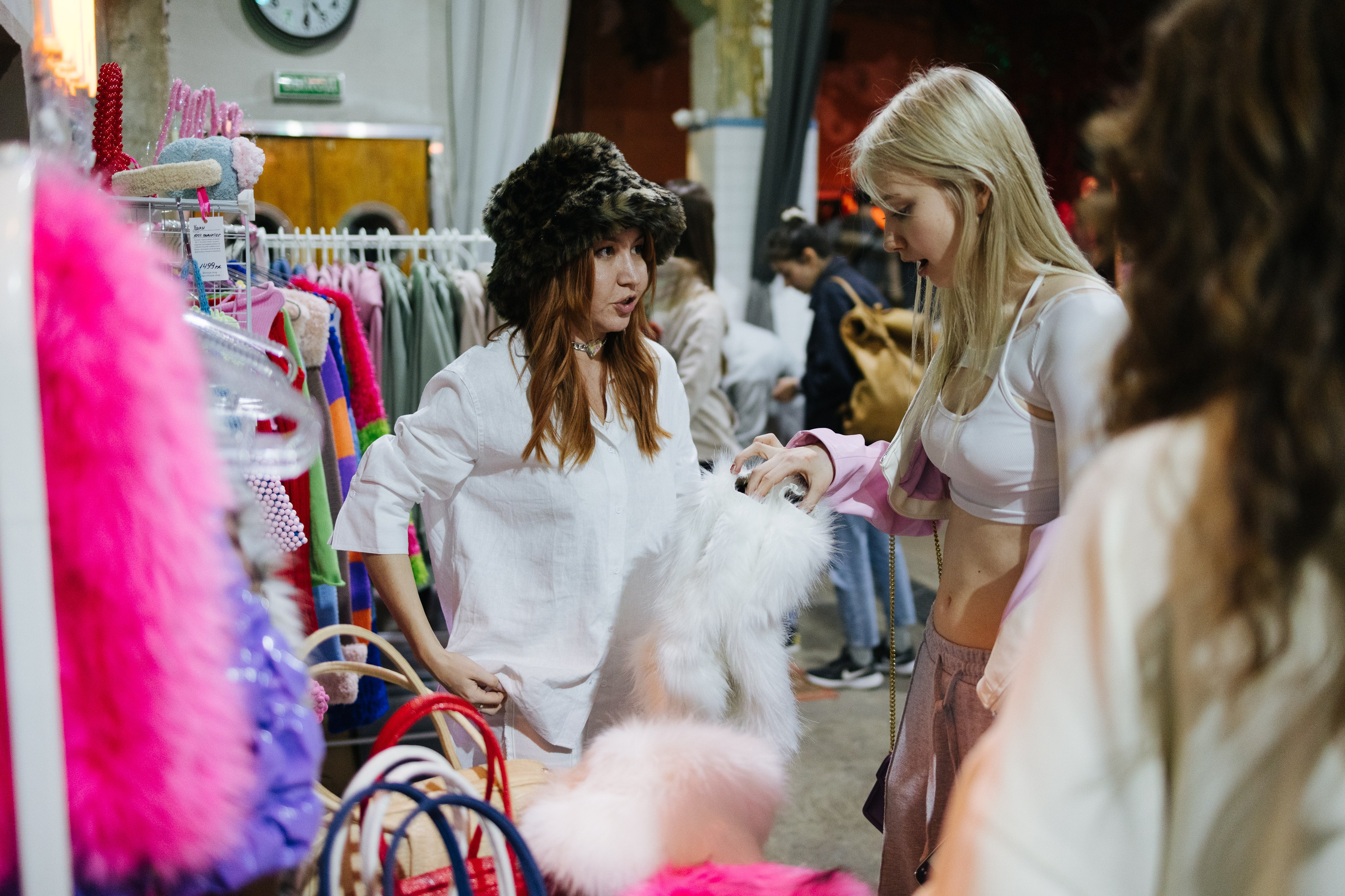 22–23 апреля 2023 в пространстве «Поле». Фотоотчеты «Ламбада-маркета»