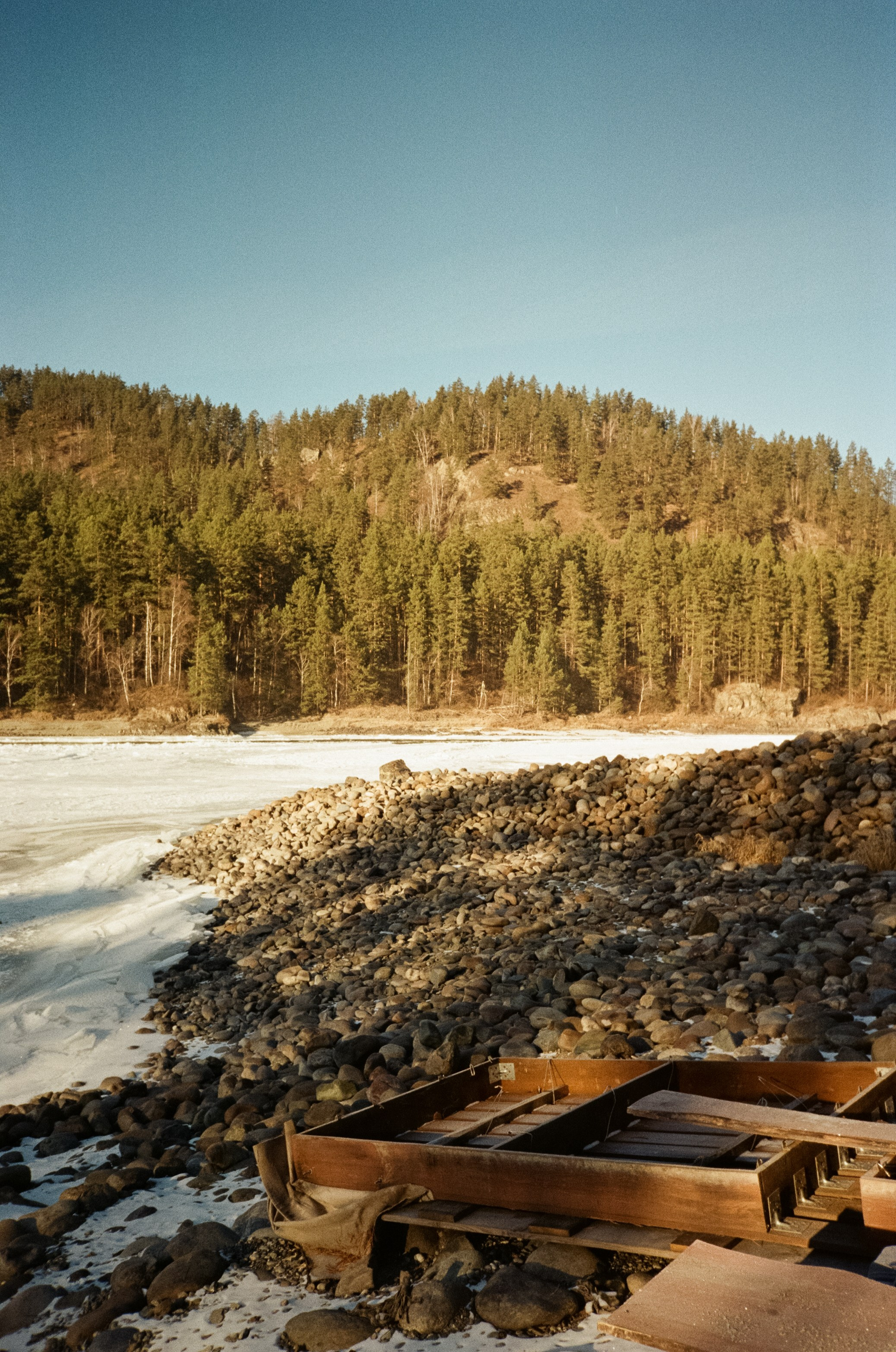 Панорама Катуни, торосы и виды с качелей на горе. Фотограф-документалист Мария Осокина