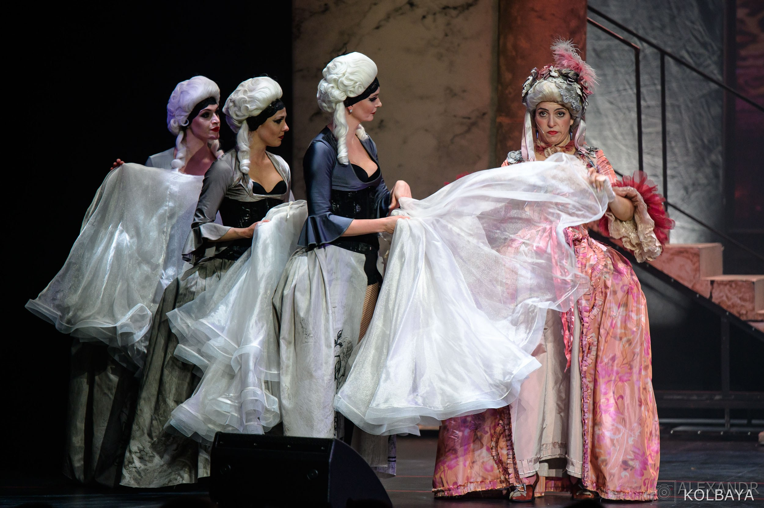 Опасные связи. Концертный и театральный репортажный фотограф в Москве Александр Колбая