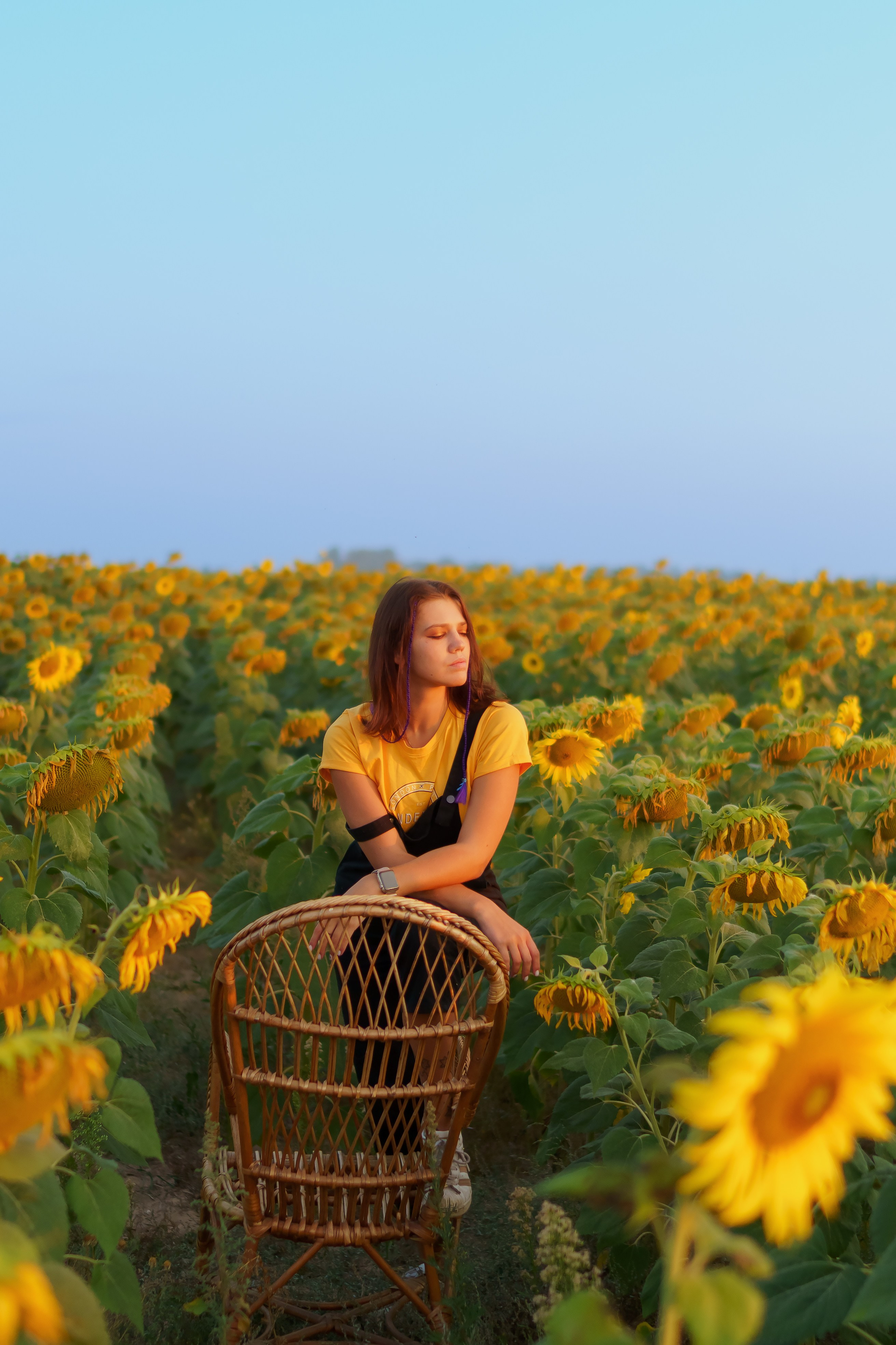 Женский портрет на природе