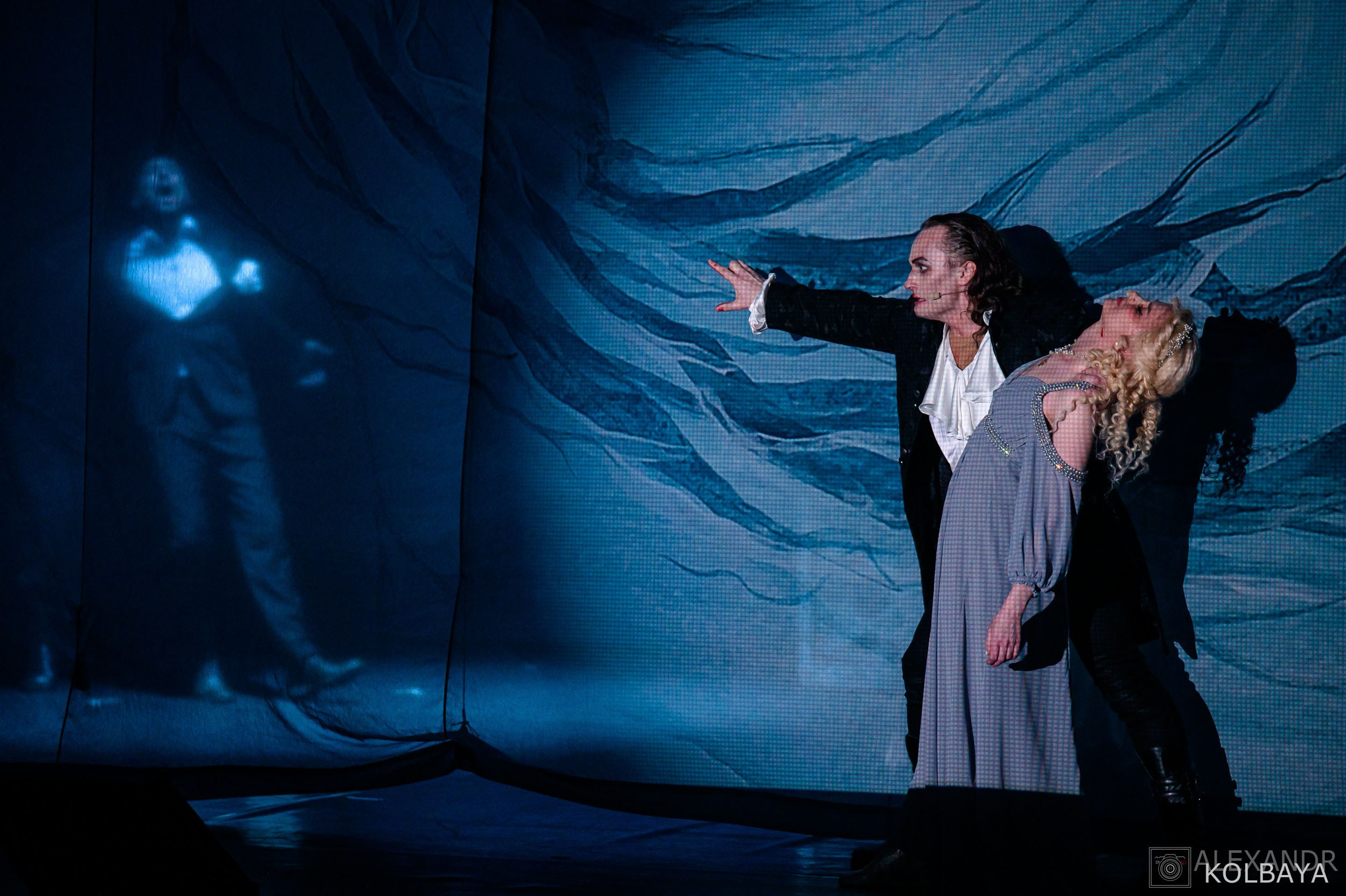 Мюзикл Дракула. Концертный и театральный репортажный фотограф в Москве Александр Колбая