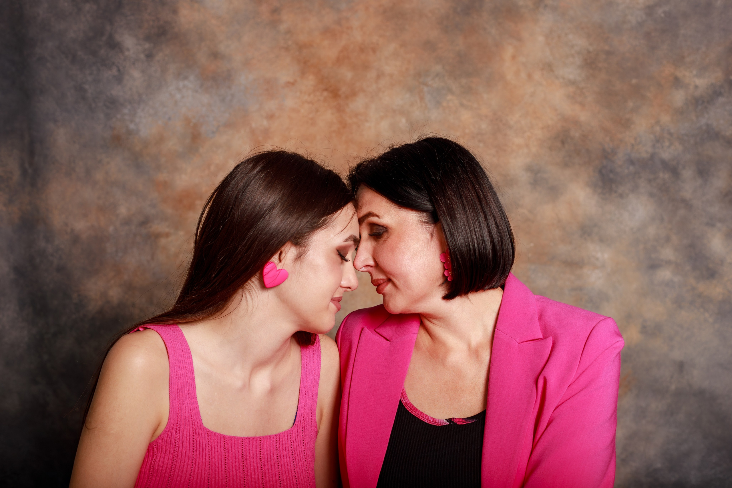 Мама и дочь в студии Белый осел. Семейный и детский фотограф в Краснодаре Ирина Лаврецкая