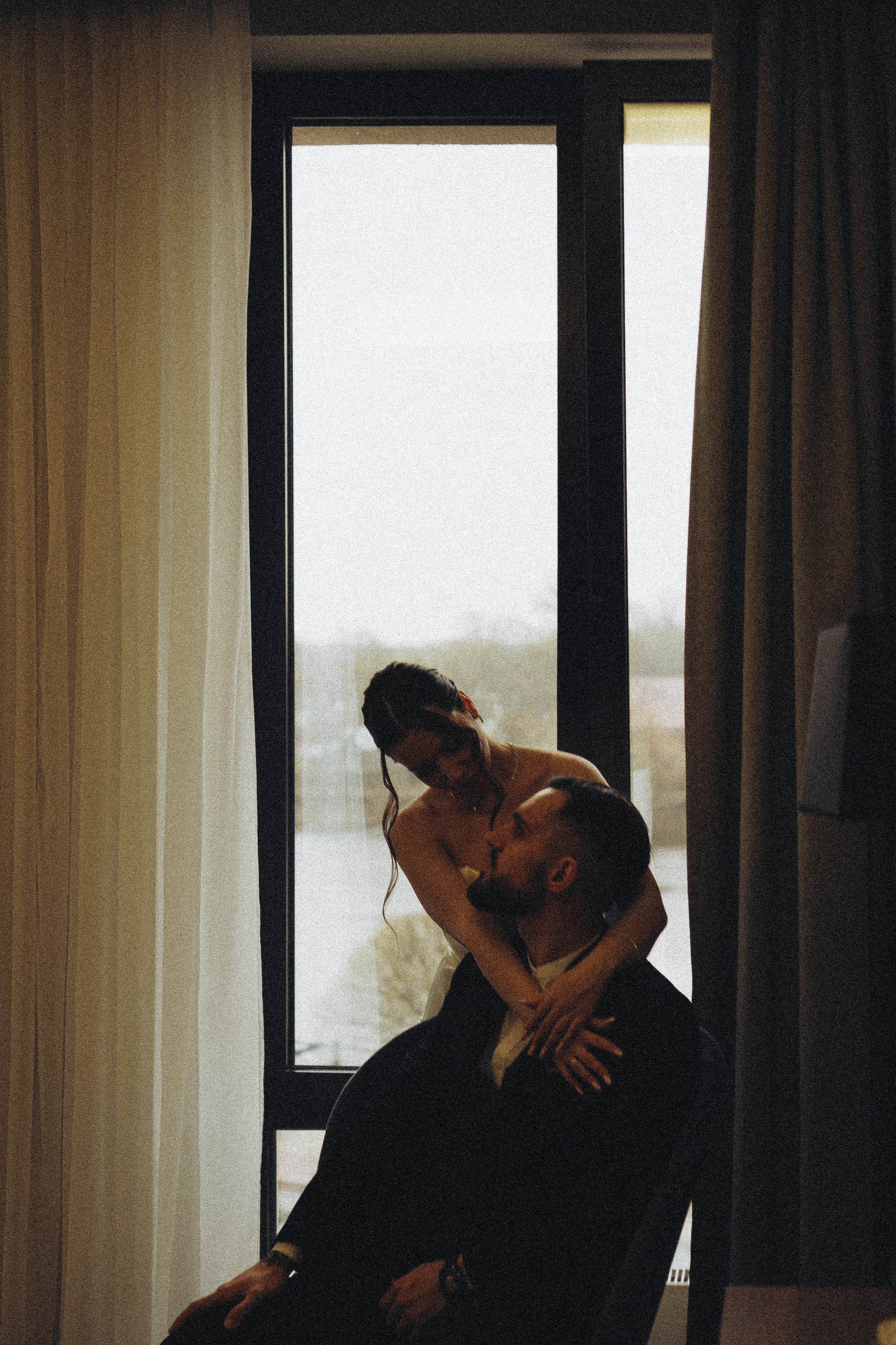 СВАДЕБНАЯ СЬЕМКА СБОРОВ ЖЕНИХА И НЕВЕСТЫ В ОТЕЛЕ И ТАКЖЕ ФОТОСЕССИИЯ В ОТЕЛЕЕ МЕГАПОЛИС БРЯНСК. Профессиональный фотограф, Санкт-Петербург — Виктория Богомолова