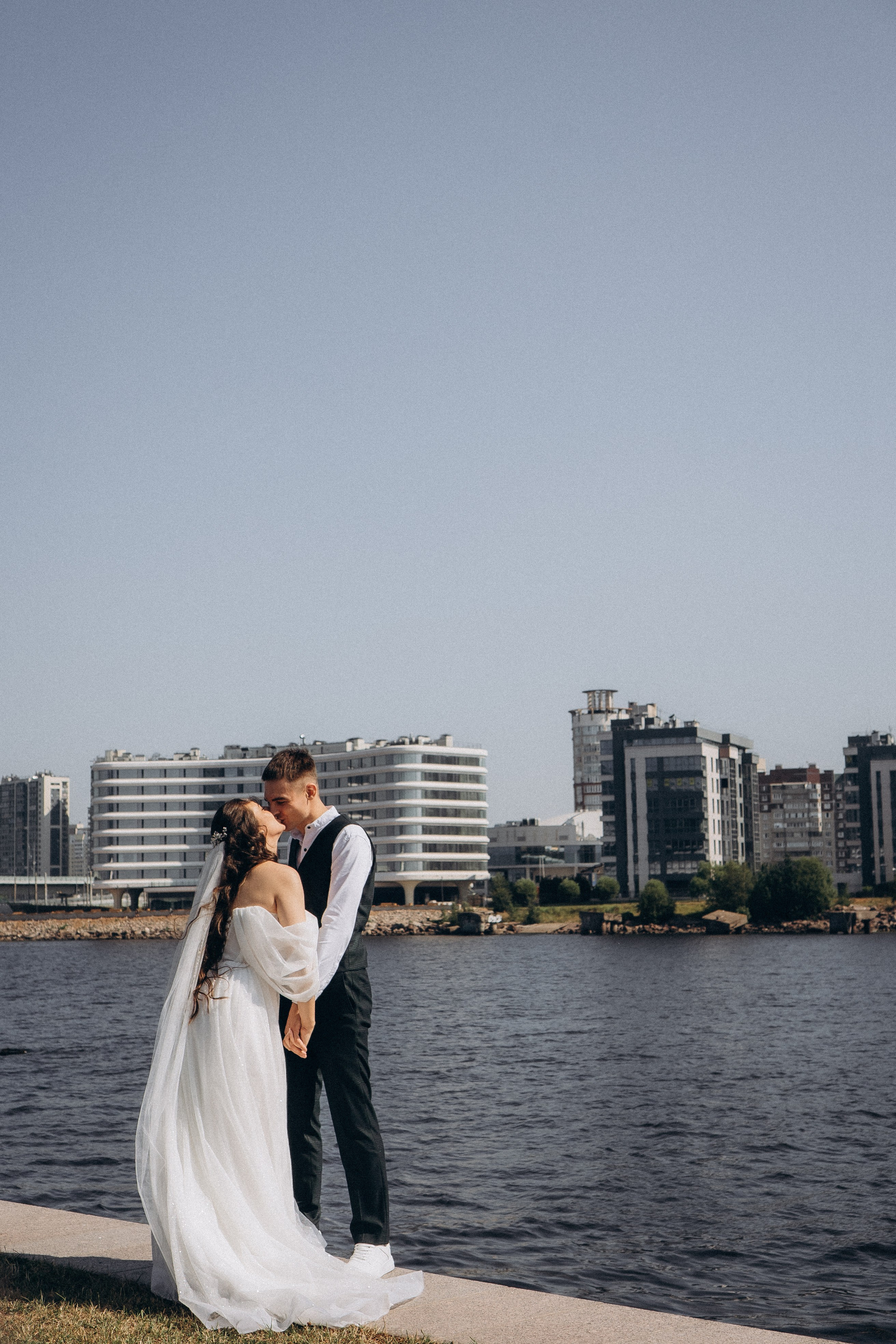 СВАДЕБНАЯ СЬЕМК В ПАРКЕ 300-ЛЕТИЯ. Профессиональный фотограф, Санкт-Петербург — Виктория Богомолова