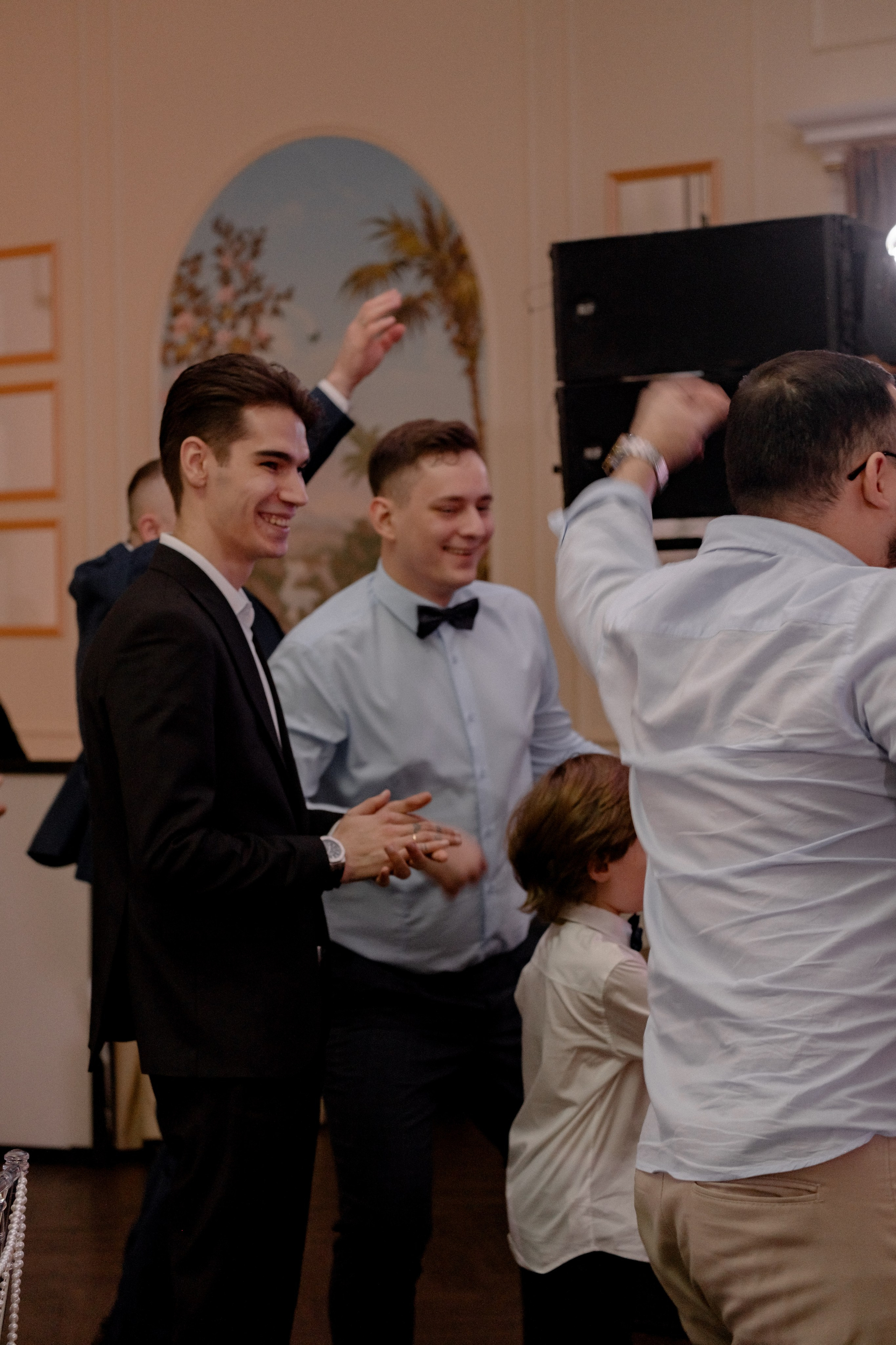 СВАДЕБНЫЙ БАНКЕТ (СНЯТО В СИБИРЕ В НИЖНЕВАРТОВСКЕ). Профессиональный фотограф, Санкт-Петербург — Виктория Богомолова