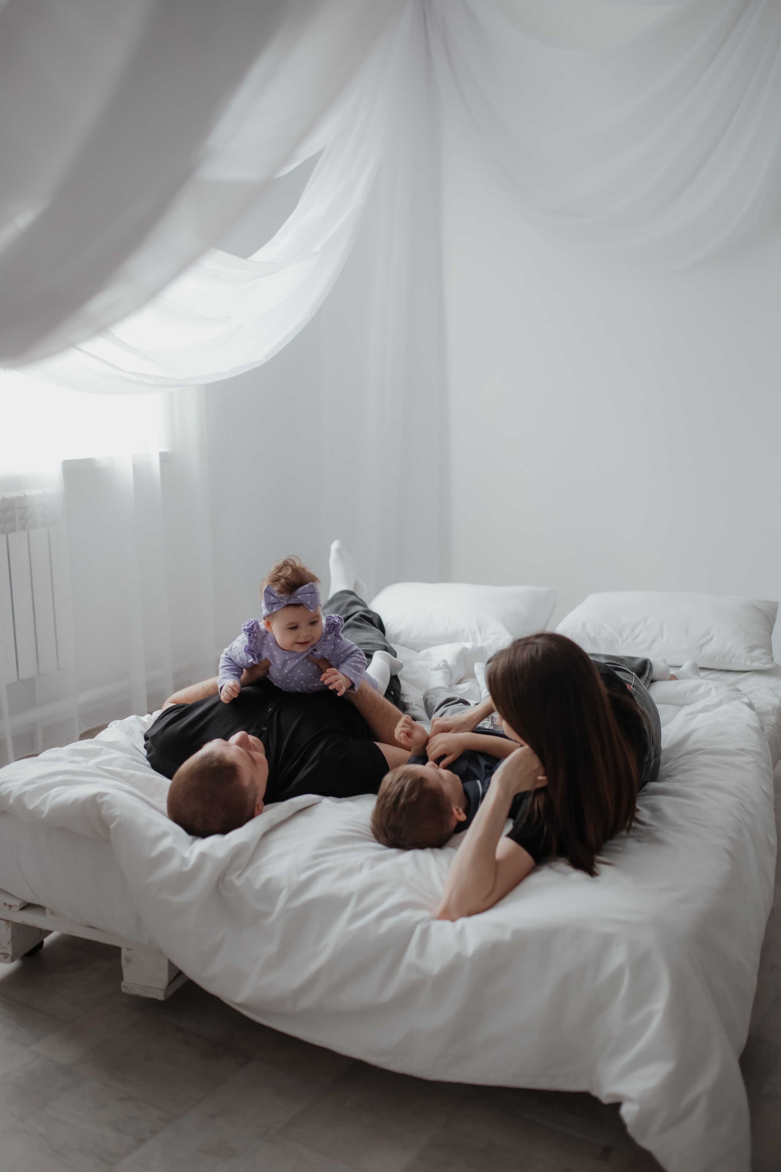 Вика, Миша, Костик и Полина. Фотограф Arina Elatova