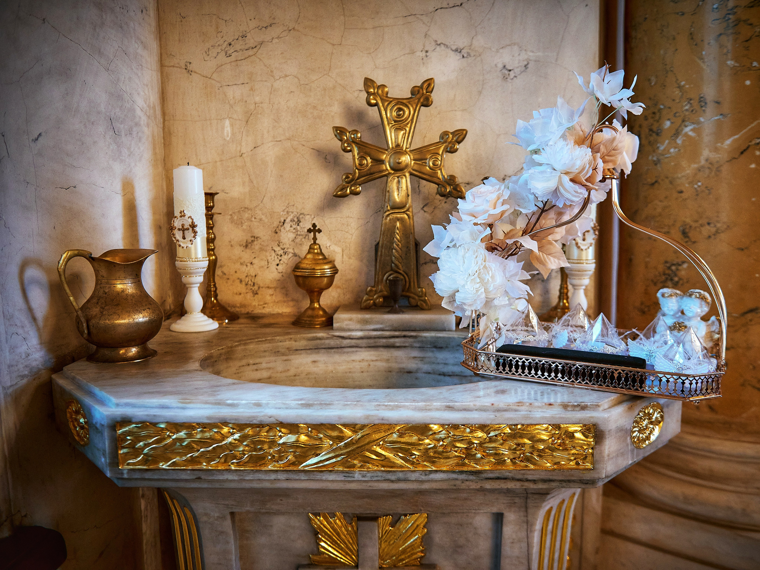 Крещение Марка | «Армянская апостольская церковь Святой Екатерины». Свадебный фотограф в Санкт-Петербурге Славин Денис