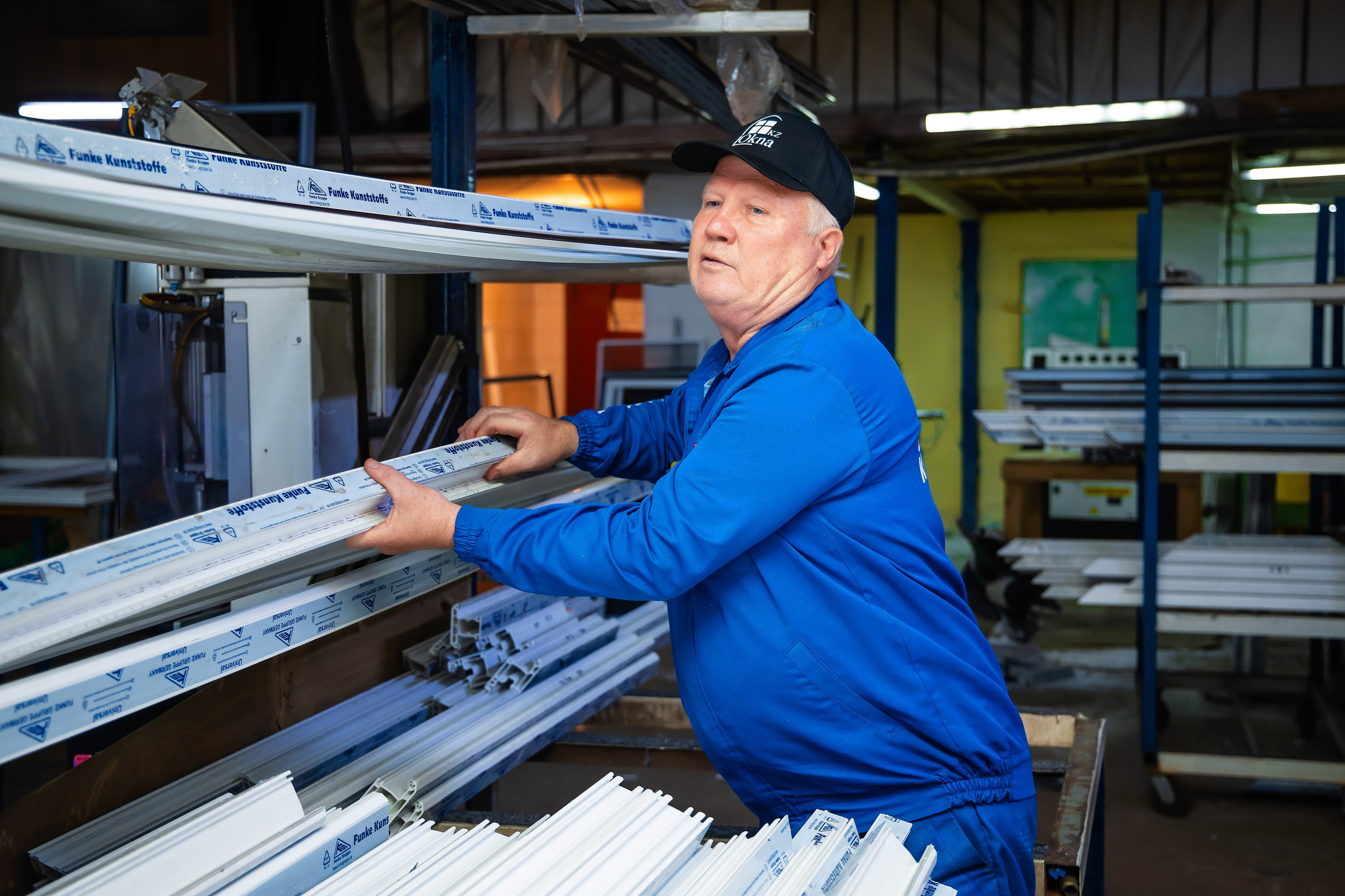 Цех по окнам. Семейный и Свадебный фотограф в Астане Александр Астапов