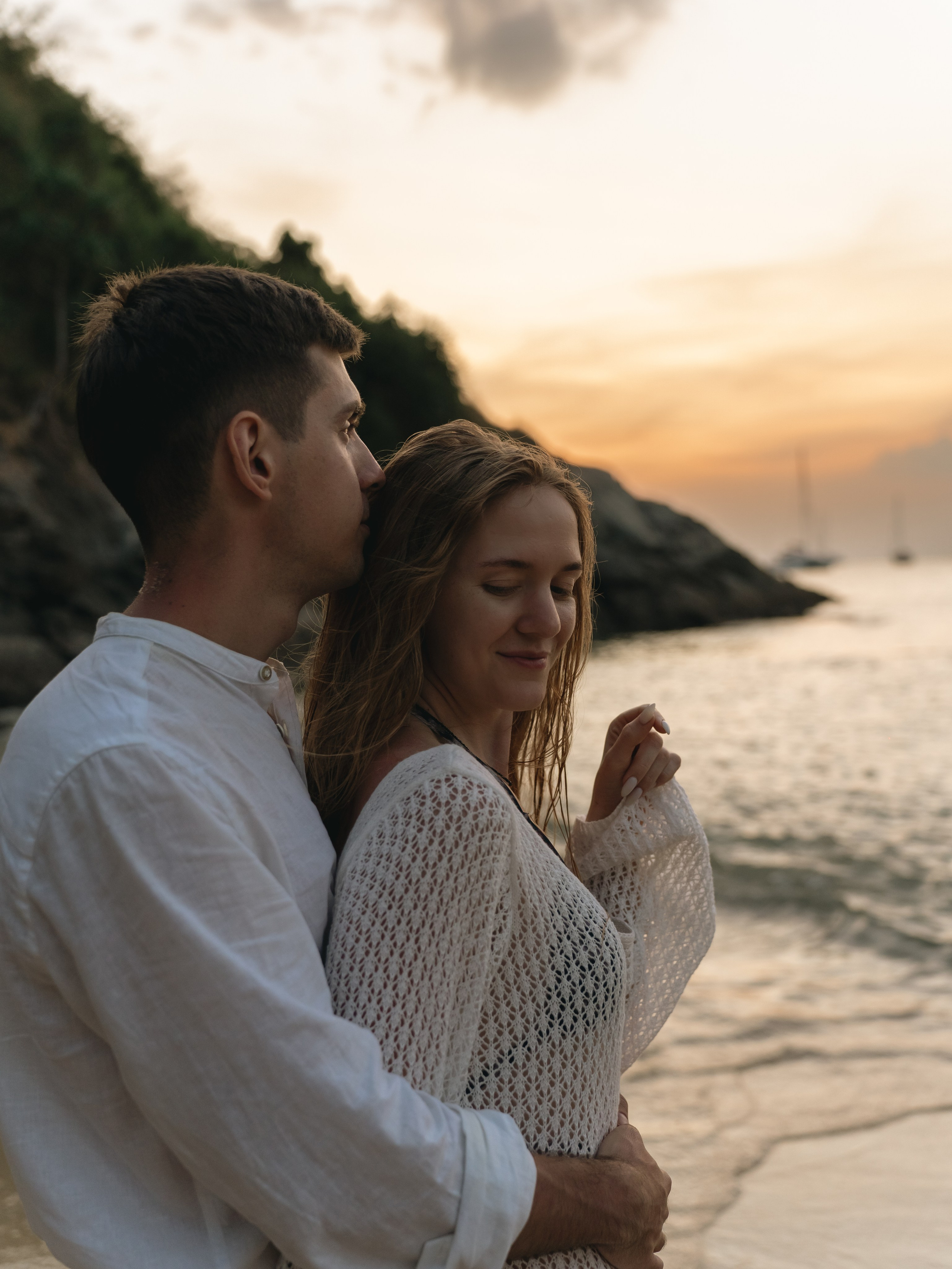 Фотосессия свидание на закате у моря. Фотограф из Екатеринбурга Алена Мусалимова