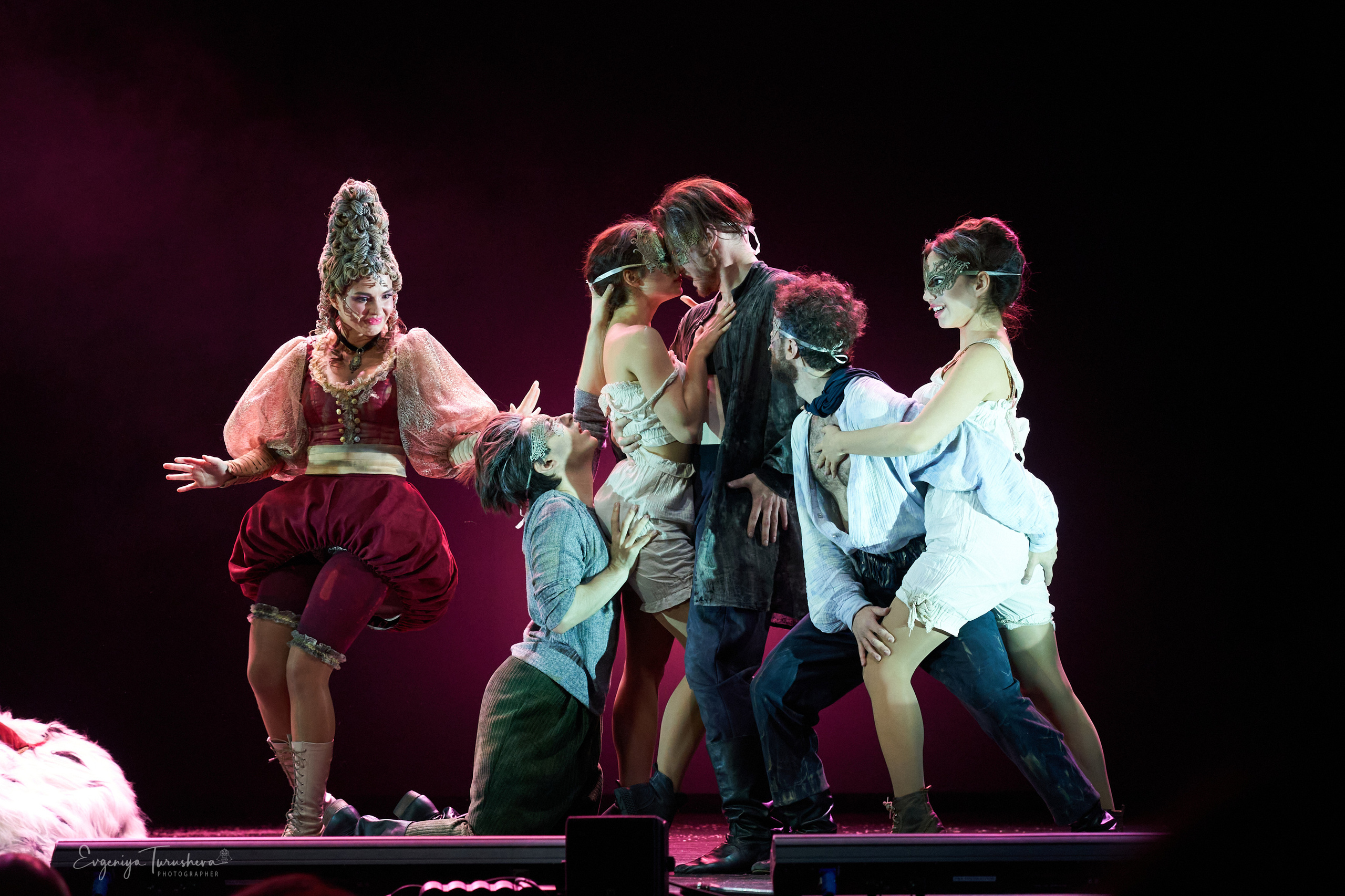 «Человек, который смеется» (. Фотограф Евгения Турушева