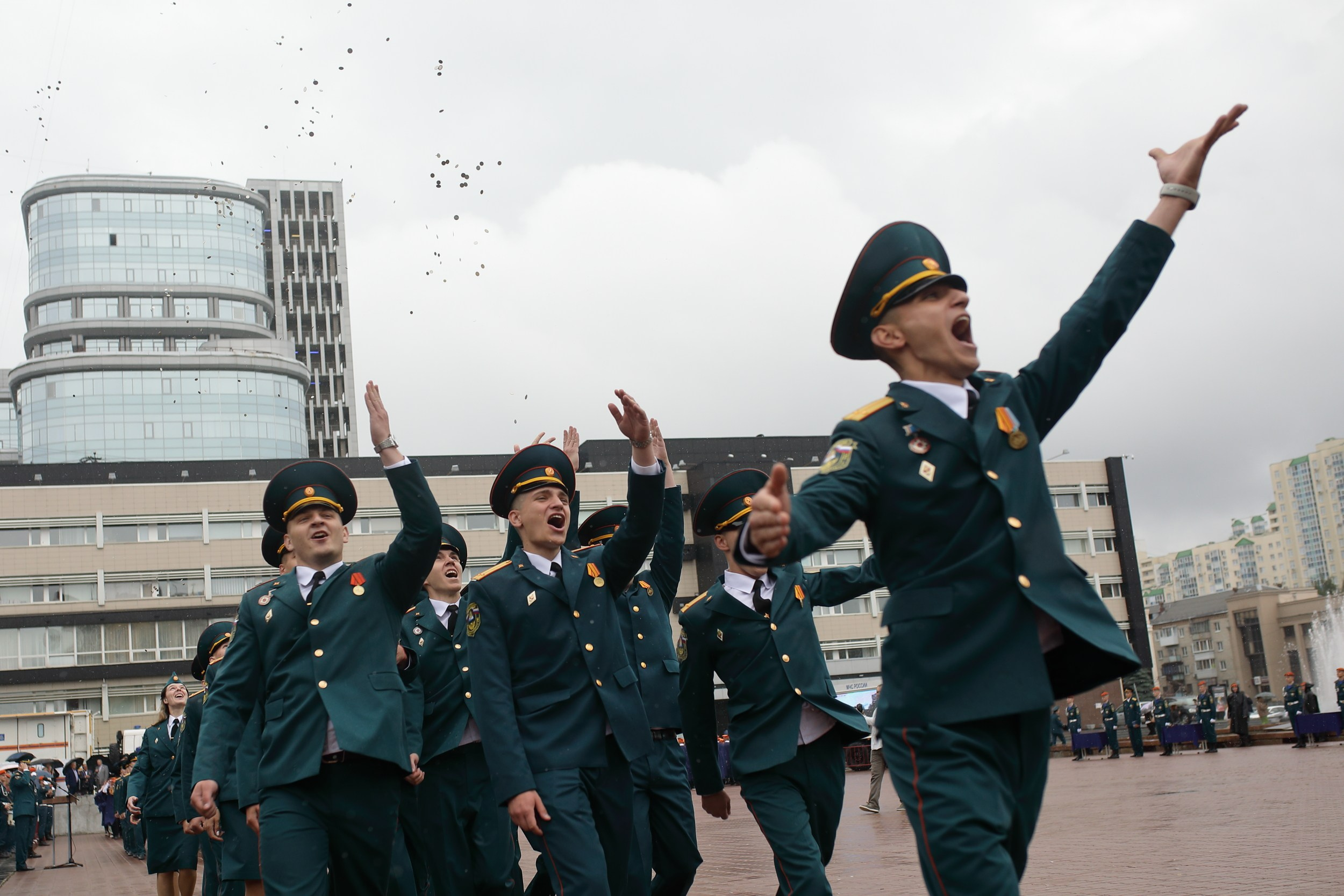 Выпуск Уральского института ГПС МЧС России. Свадебный и семейный фотограф и видеограф в Екатеринбурге Полянские Тимур и Анастасия