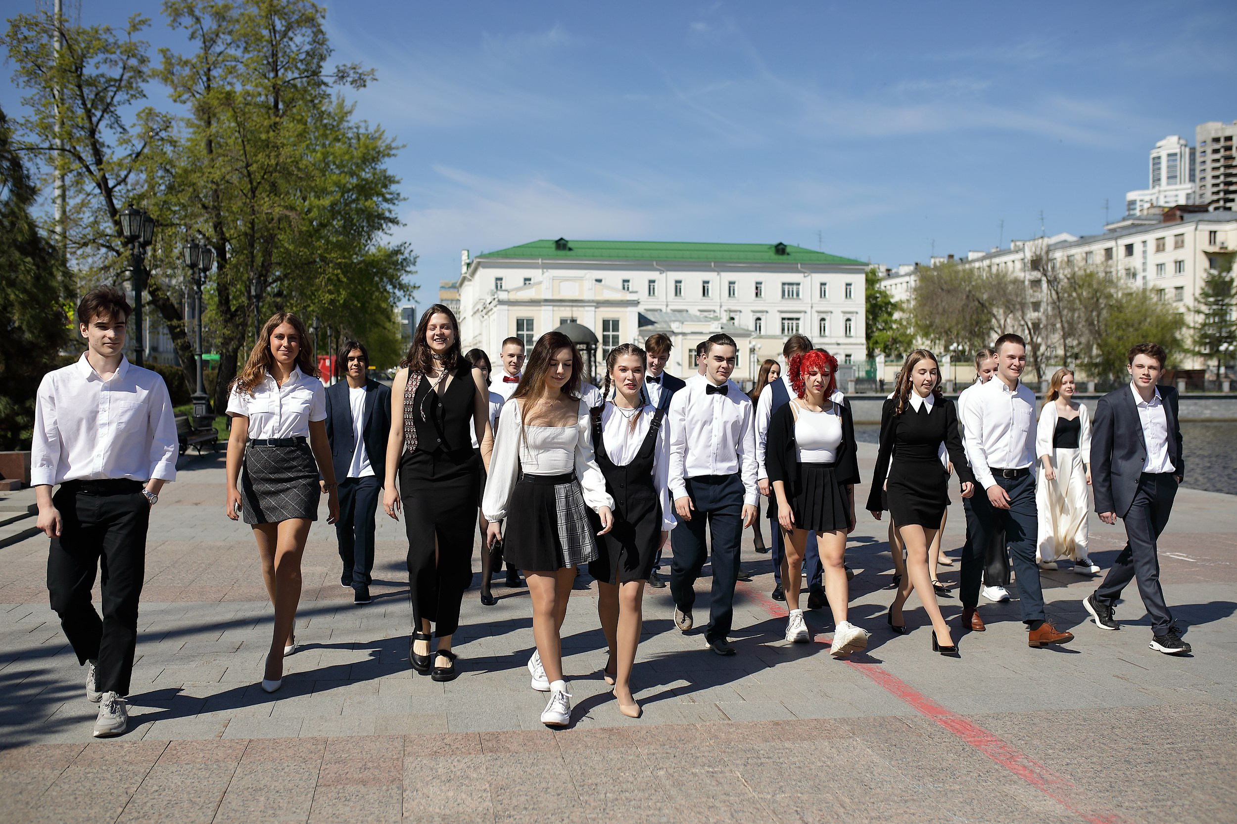 Школьная фотосессия Екатеринбург. Свадебный и семейный фотограф и видеограф в Екатеринбурге Полянские Тимур и Анастасия