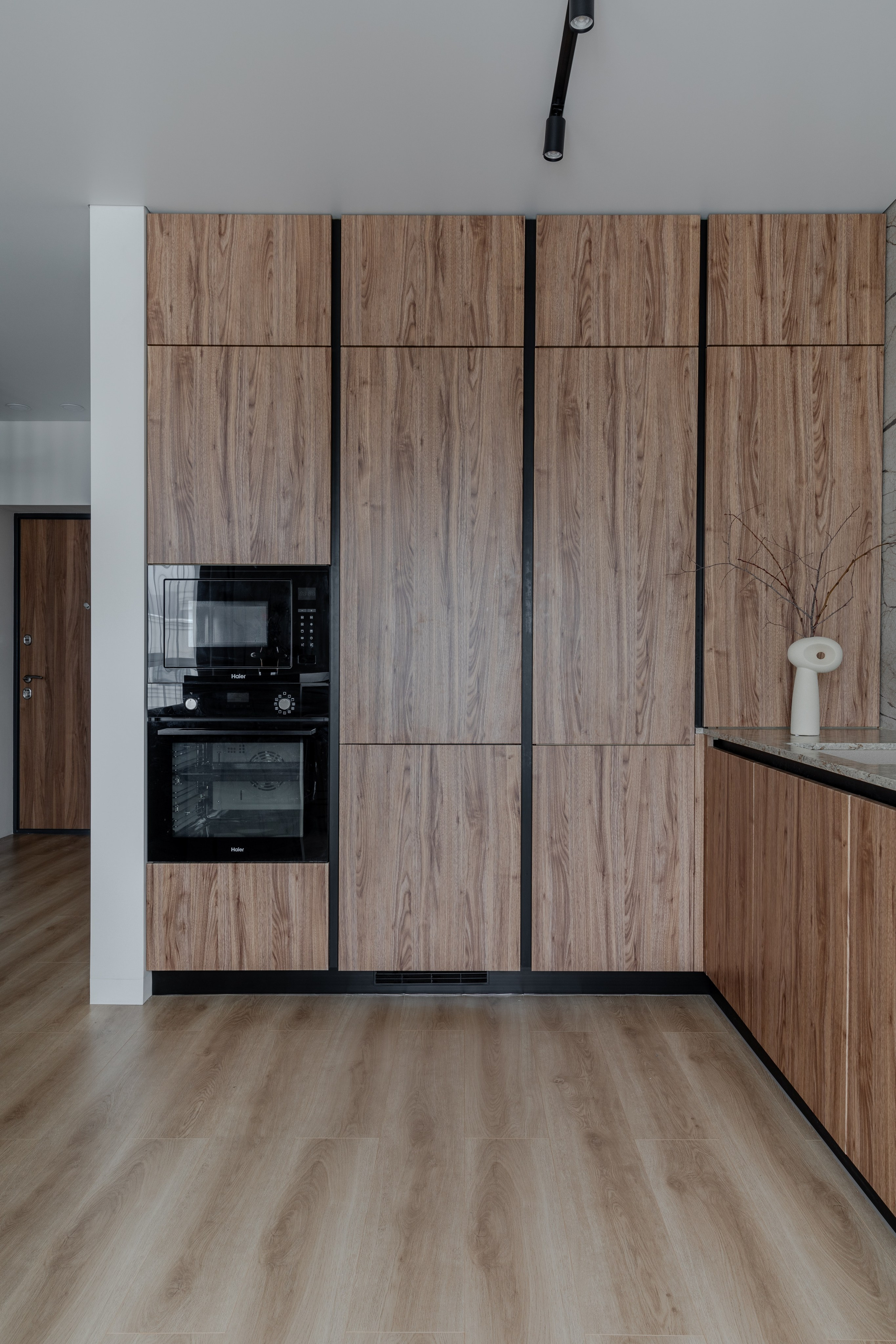 Дизайн проект Марии Белоусовой @mary_belt_art, ЖК "Альпийский квартал", Сочи. Интерьерный фотограф Москва