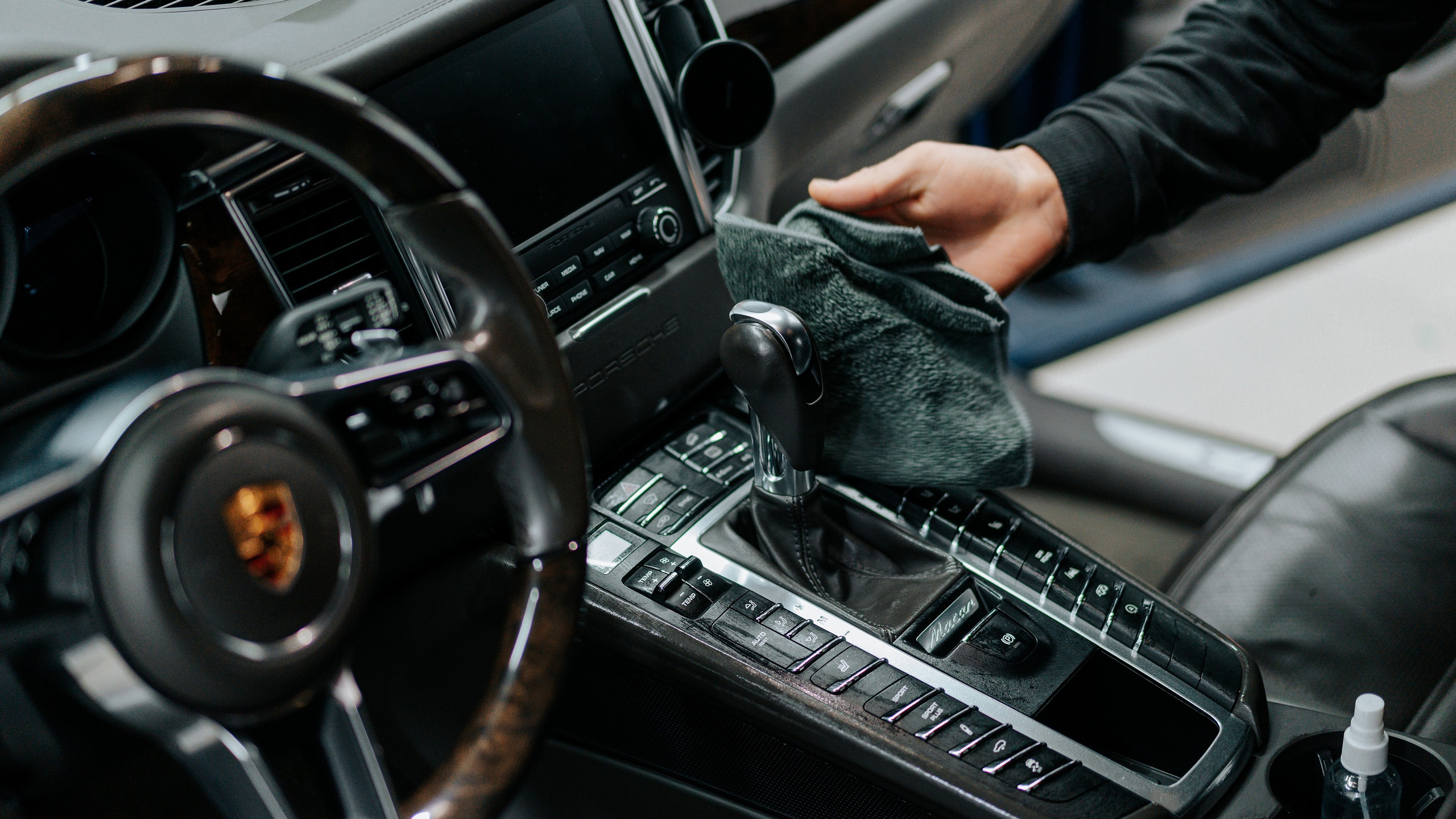 Контент съемка под ключ. Световое шоу / Москва и Мо