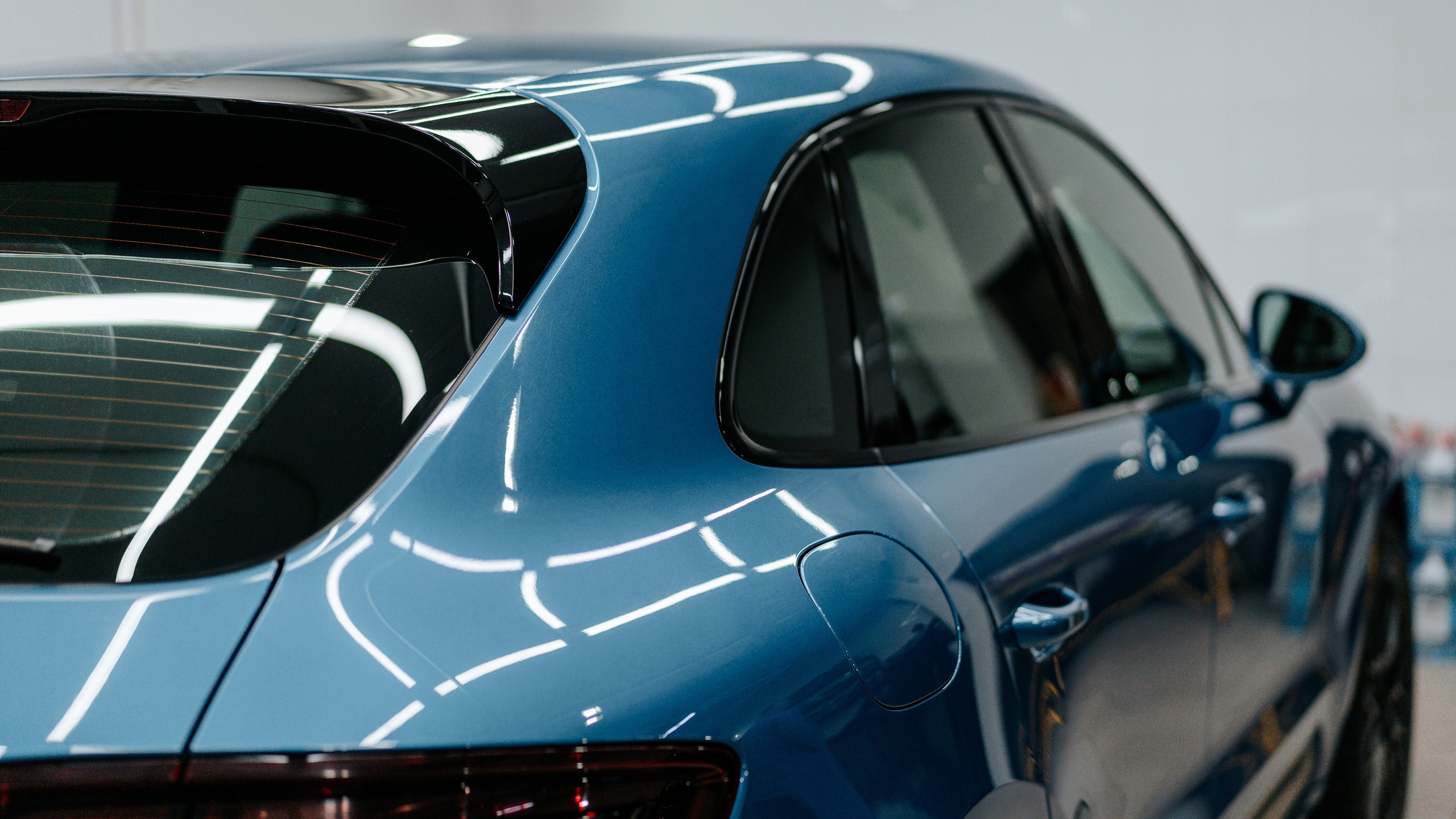 Контент съемка под ключ. Световое шоу / Москва и Мо