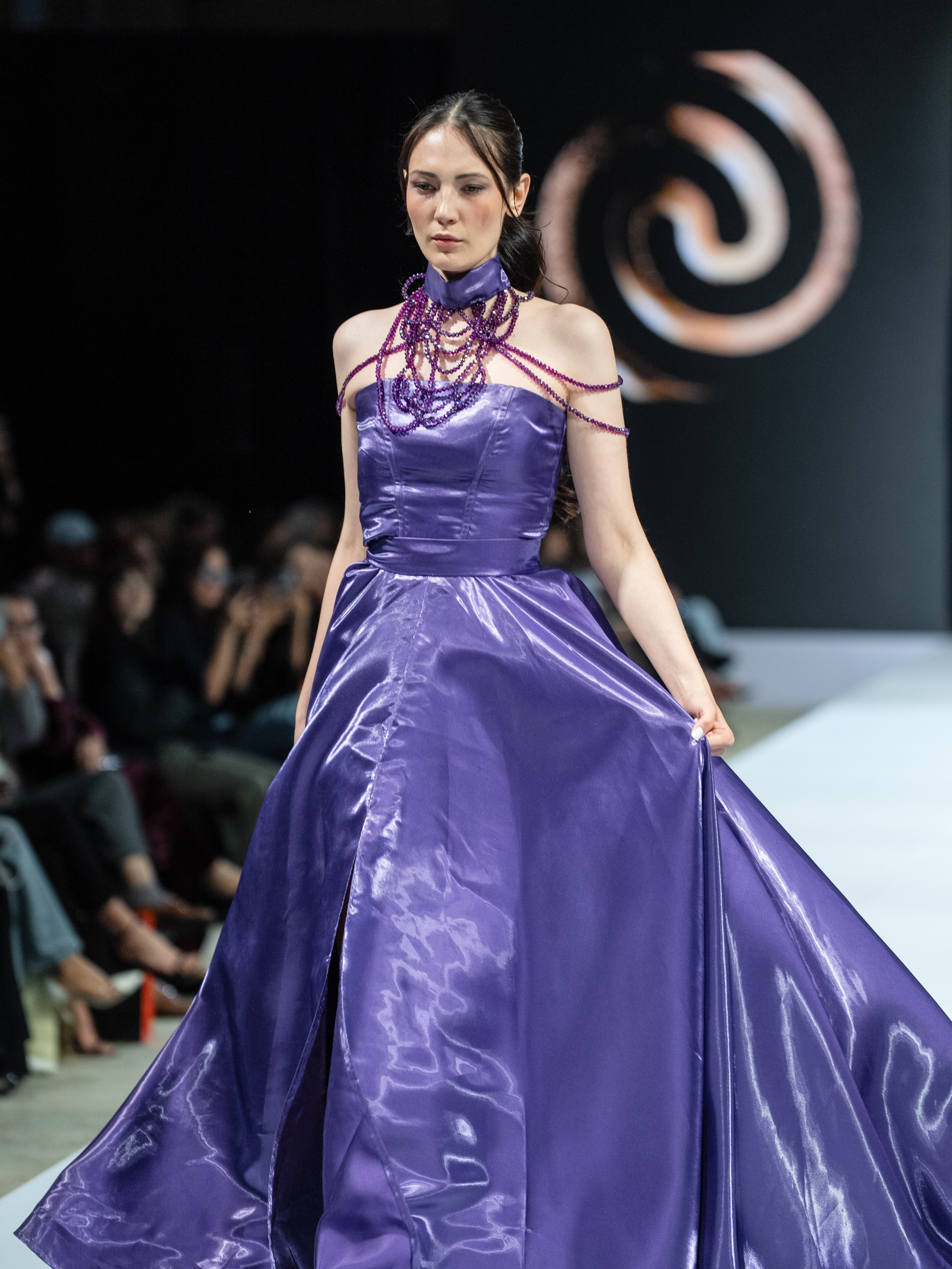 EURASIAN FASHION WEEK Rina Collection. Сайт Алматинского НЮ АРТ, будуар и фэшн фотографа Дениса Карпенко