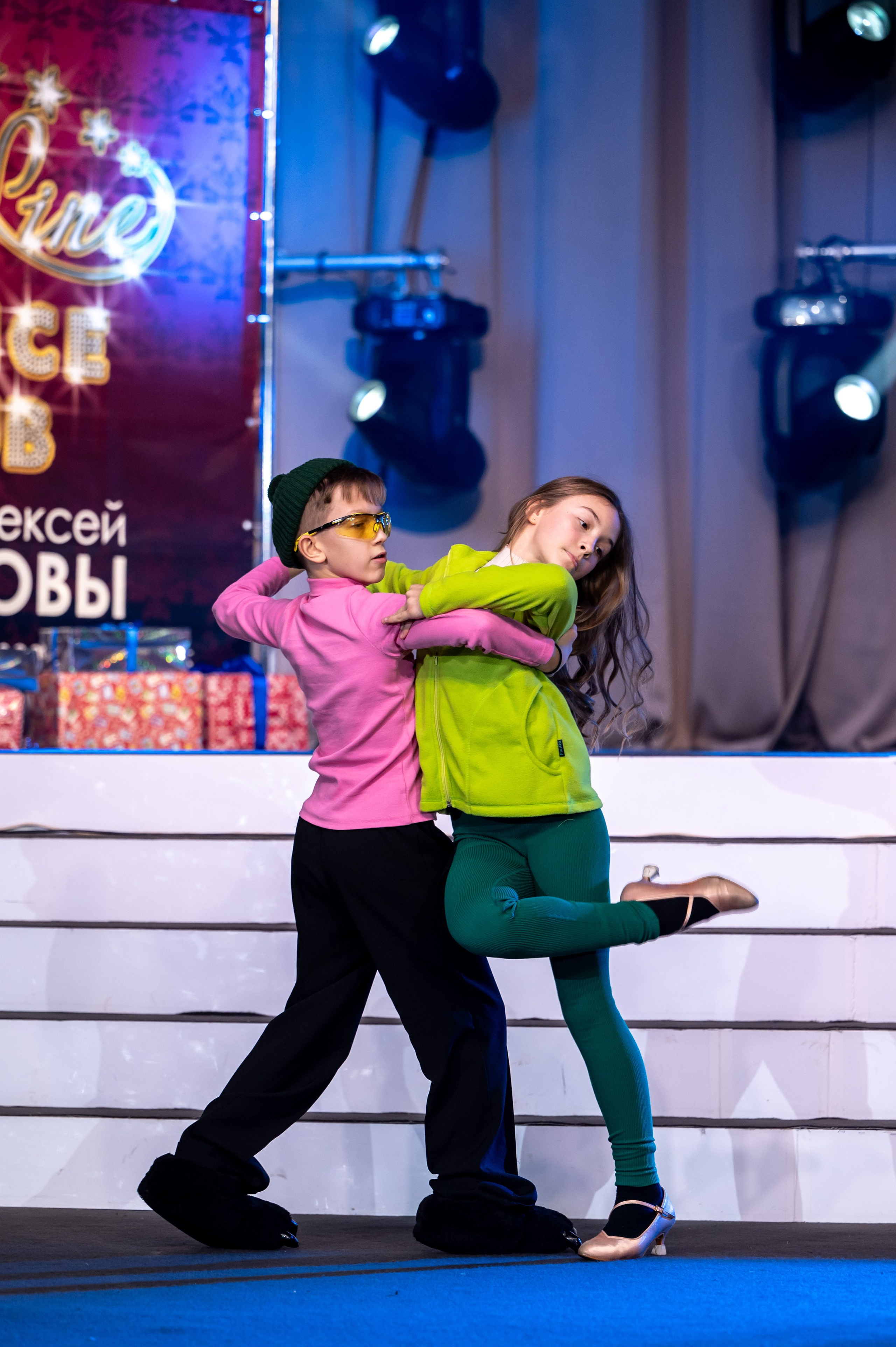SL Новогодний отчетный концерт 2024/2025. Спортивный фотограф в Туле и Тульской области. Файсханова Фото Спорт