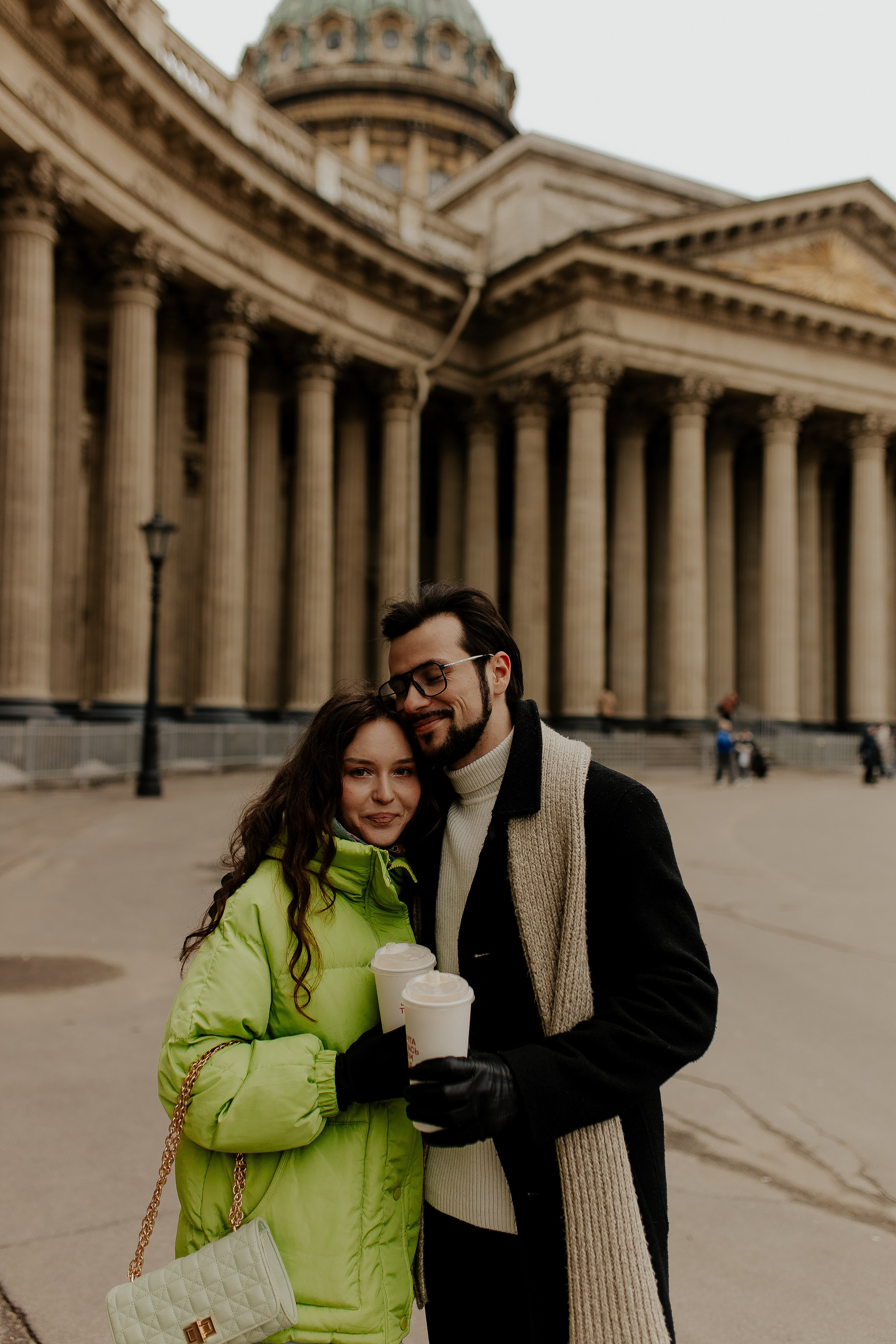 Фотопрогулка по весеннему Петербургу для двоих. Фотограф в Санкт-Петербурге Лиза Семченкова