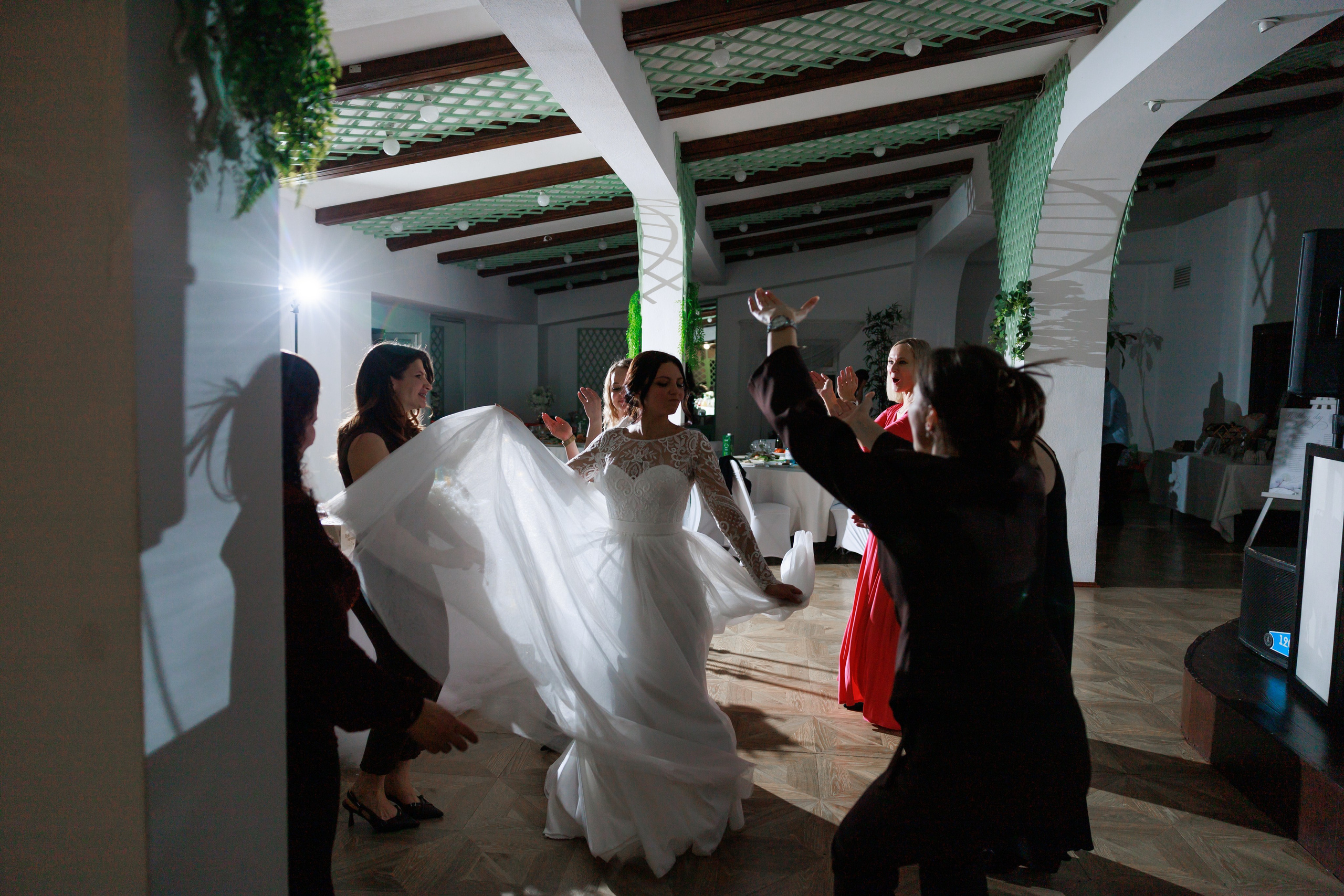 Свадьба в клубе Леонида Тягачёва. Семейный фотограф в Дмитрове Валентина Халикова