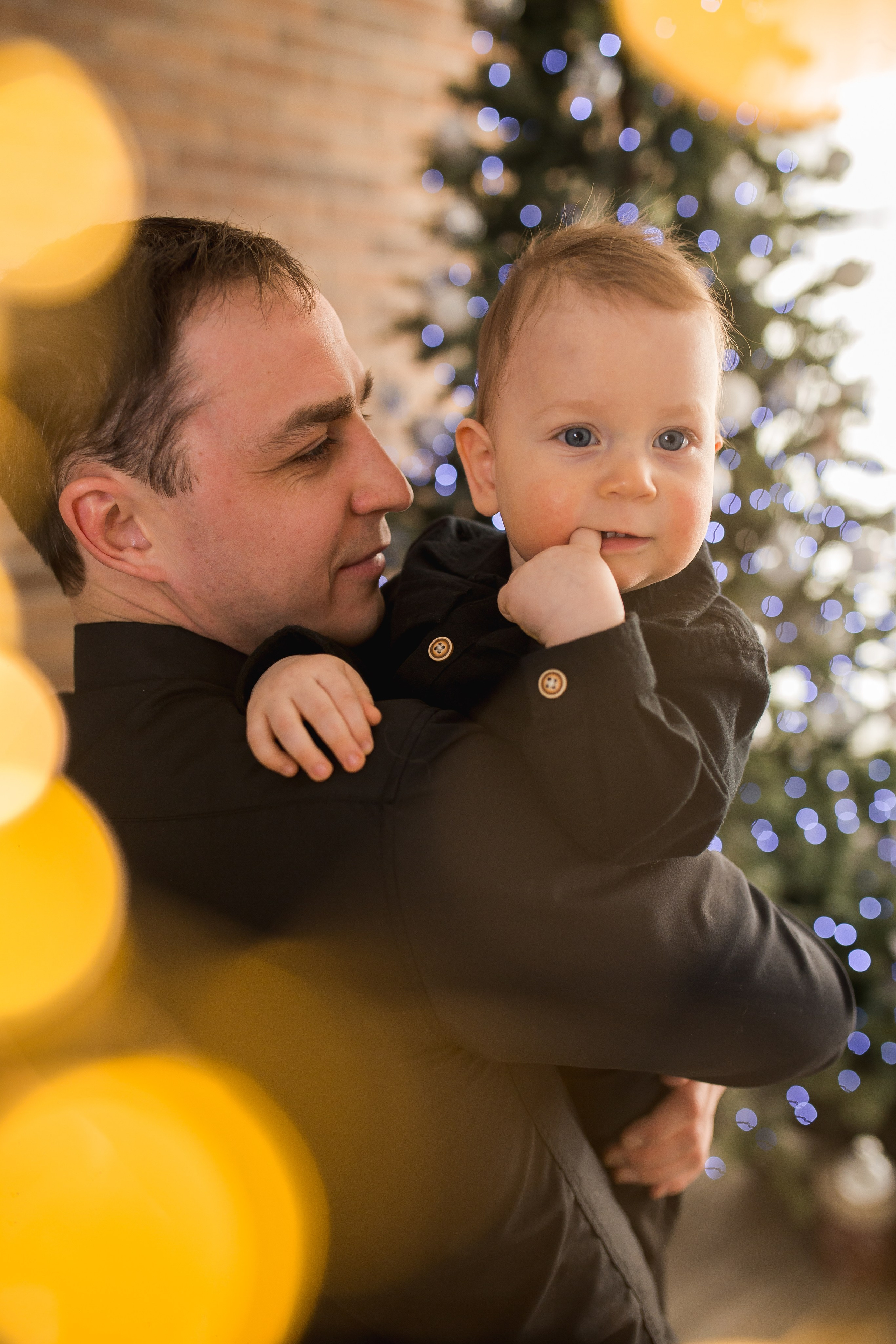 #фотографтольятти #фотографтлт #семейнаяфотосессия #домашняяфотосессиятольятти #мамытольятти #тлт #тольятти #фотоистория #семейныетрадиции #новогодняяфотосессиятольятти #фотограф