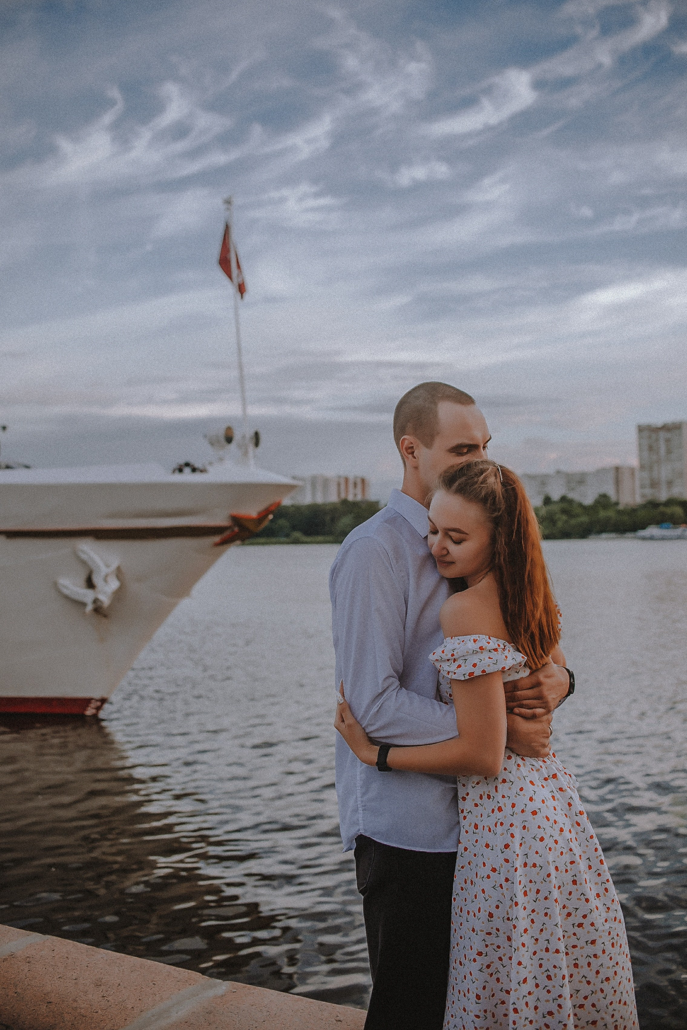 Северный речной вокзал. Свадебный и семейный фотограф в Москве Сажина Кристина КиМ. Свадебный оператор в Москве Сажин Максим