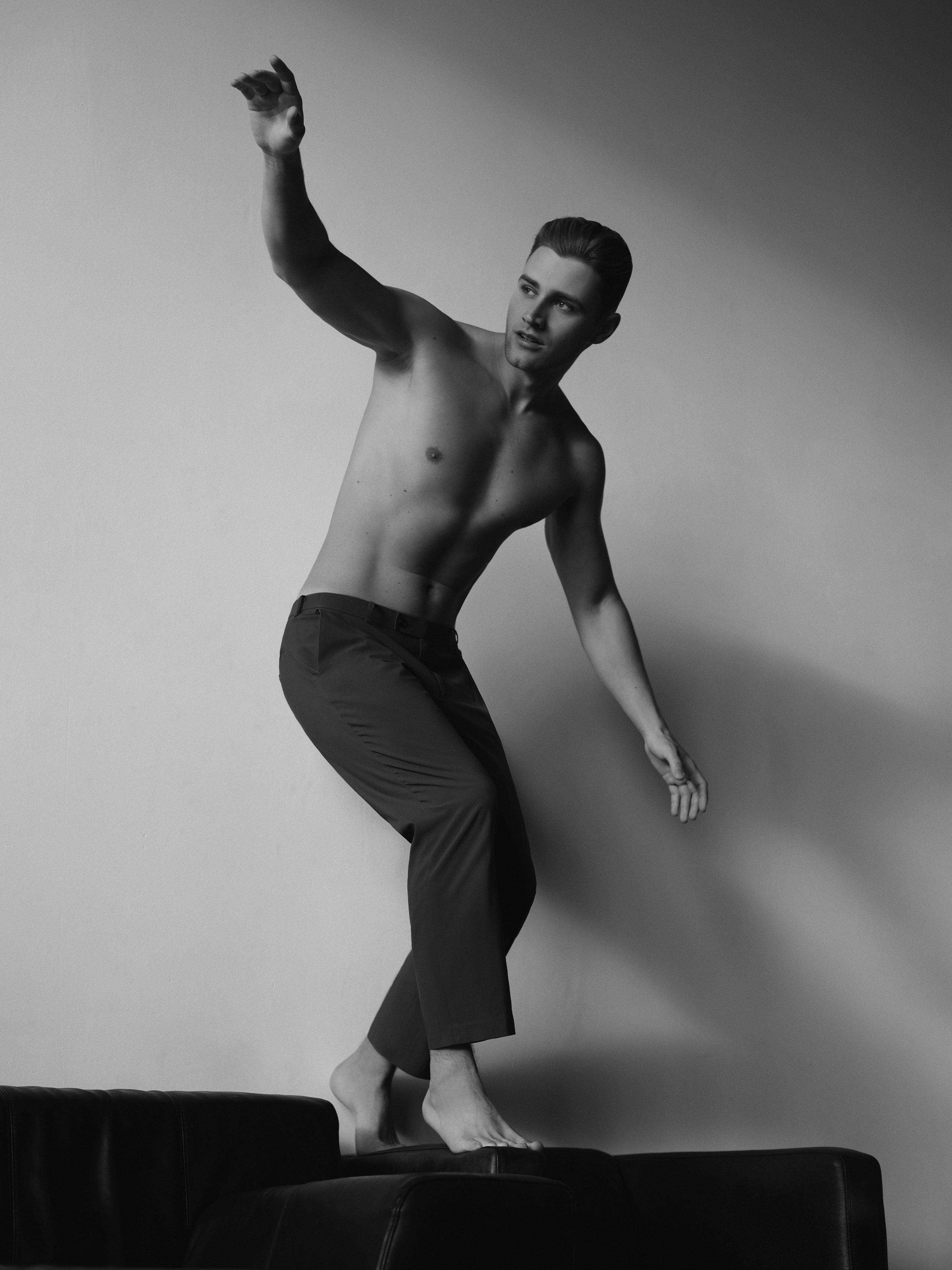 Игорь, 187 см, 48-50 р-р. KED Production — продакшн из СПб. Создаём фото, видео и контент, который помогает брендам и селлерам продавать больше