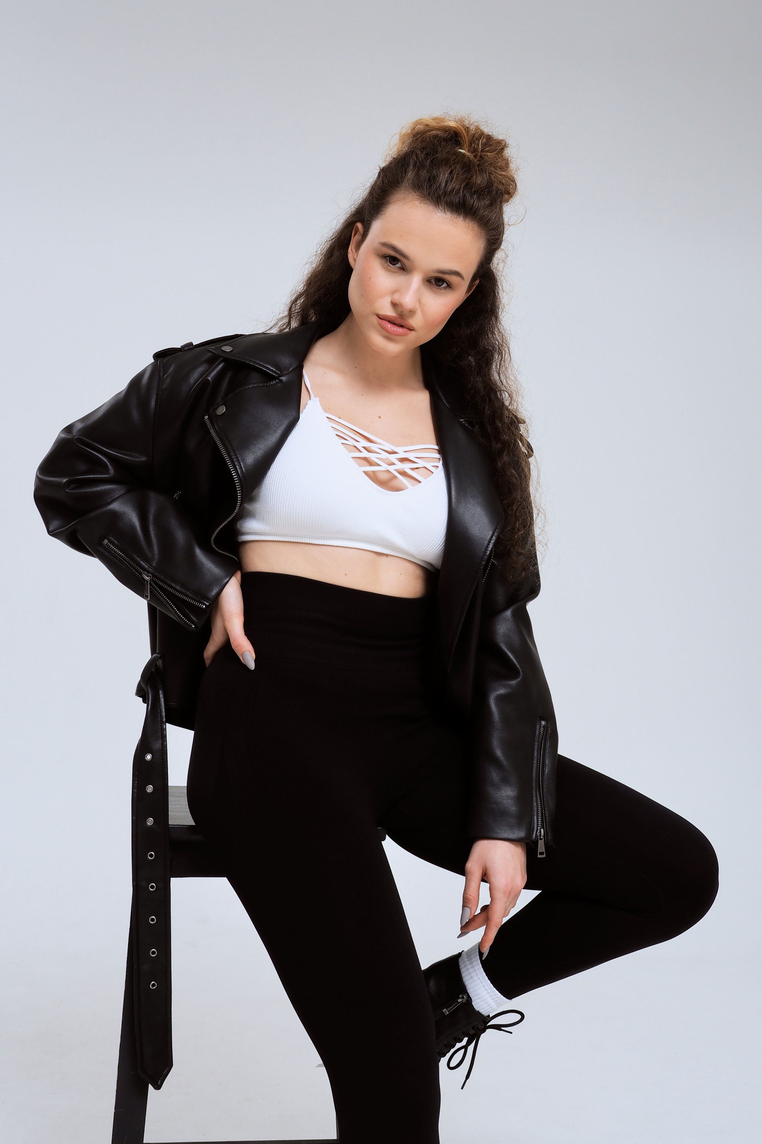 Мария, 44-46 р-р, 170 см. KED Production — продакшн из СПб. Создаём фото, видео и контент, который помогает брендам и селлерам продавать больше