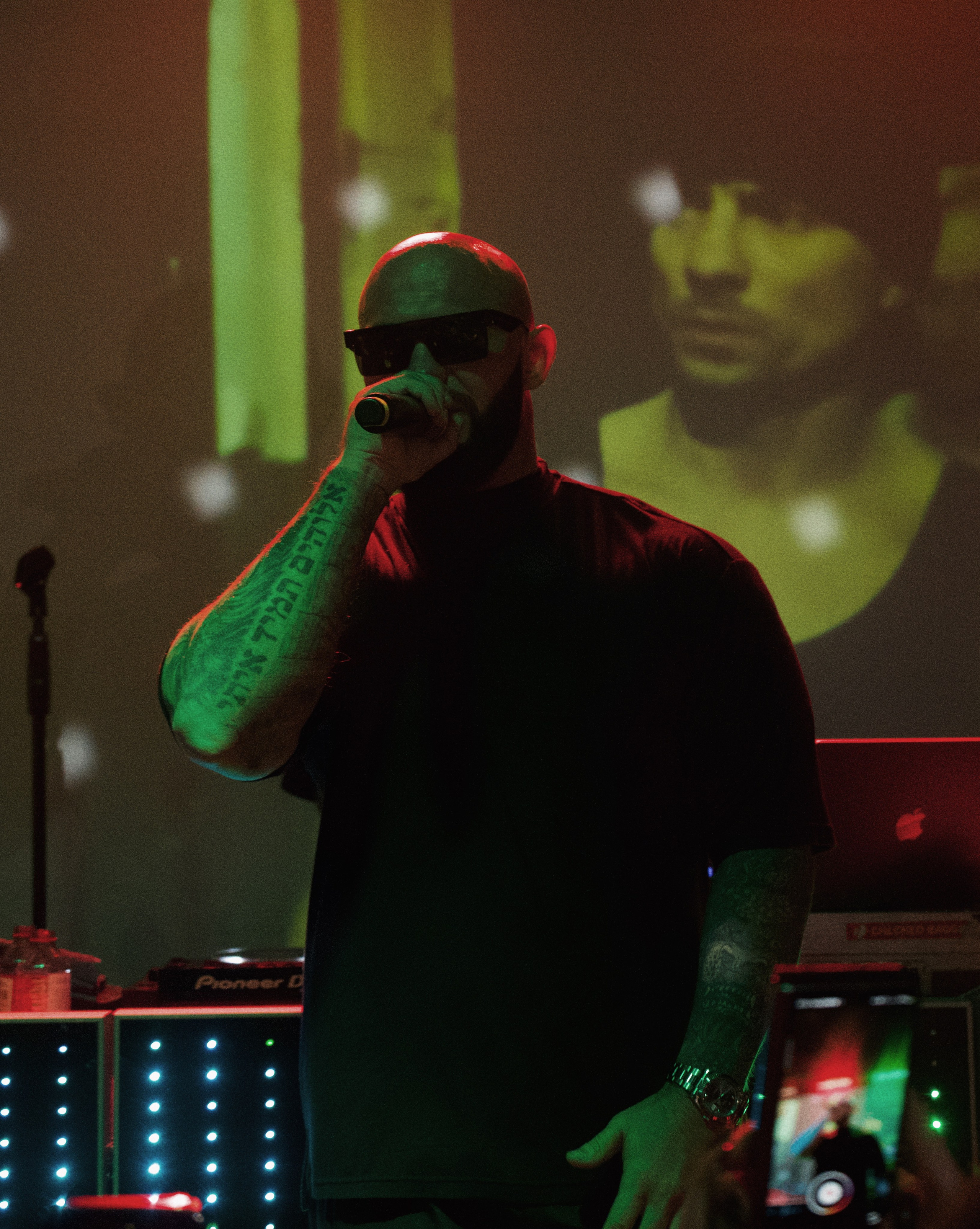 DZHIGAN. NOIZOMAX Художественный фотограф в Дубай