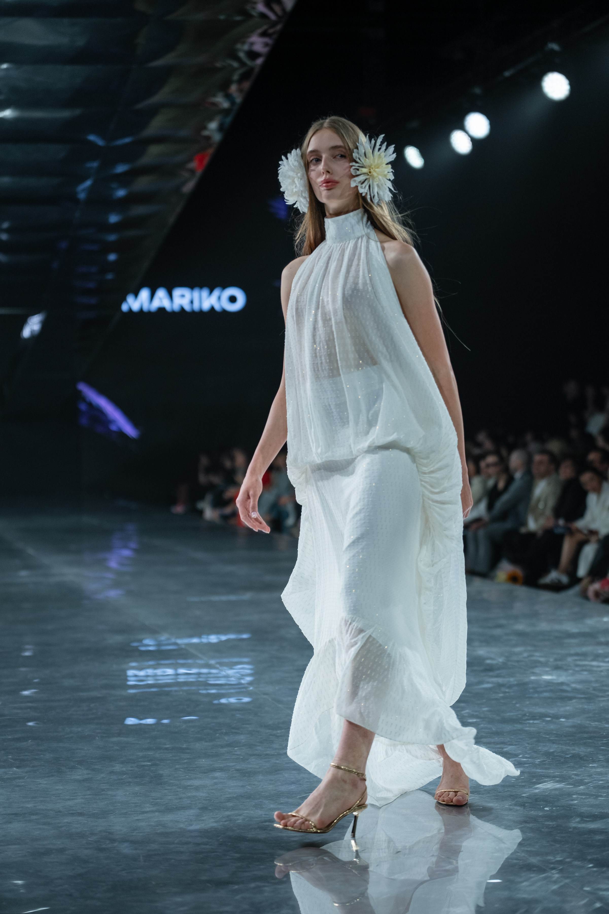 Visa Fashion Week Pre-Fall Mariko. Сайт Алматинского НЮ АРТ, будуар и фэшн фотографа Дениса Карпенко