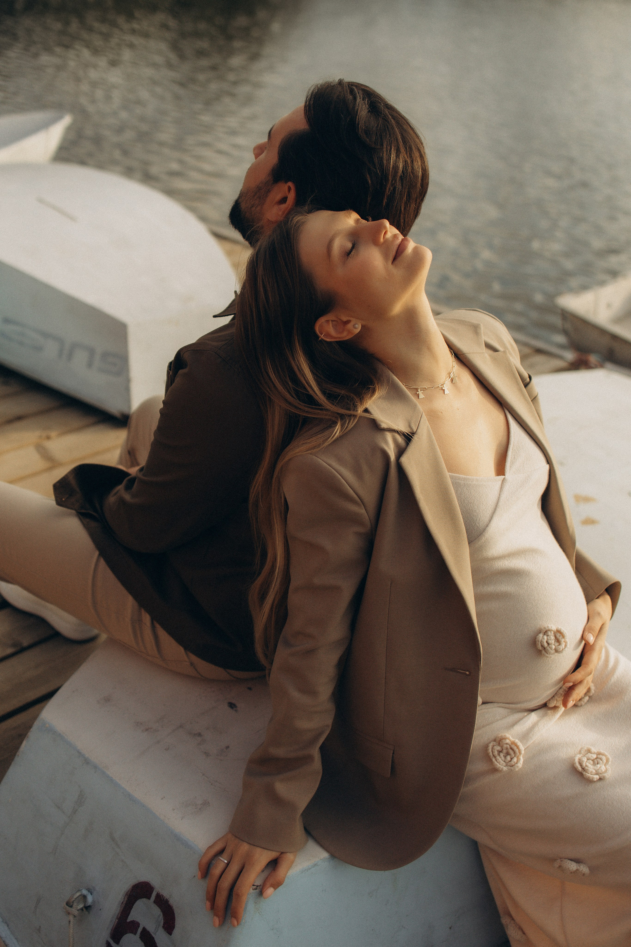 1 + 1 = 3. Фотокарточки о вас и о большой любви!