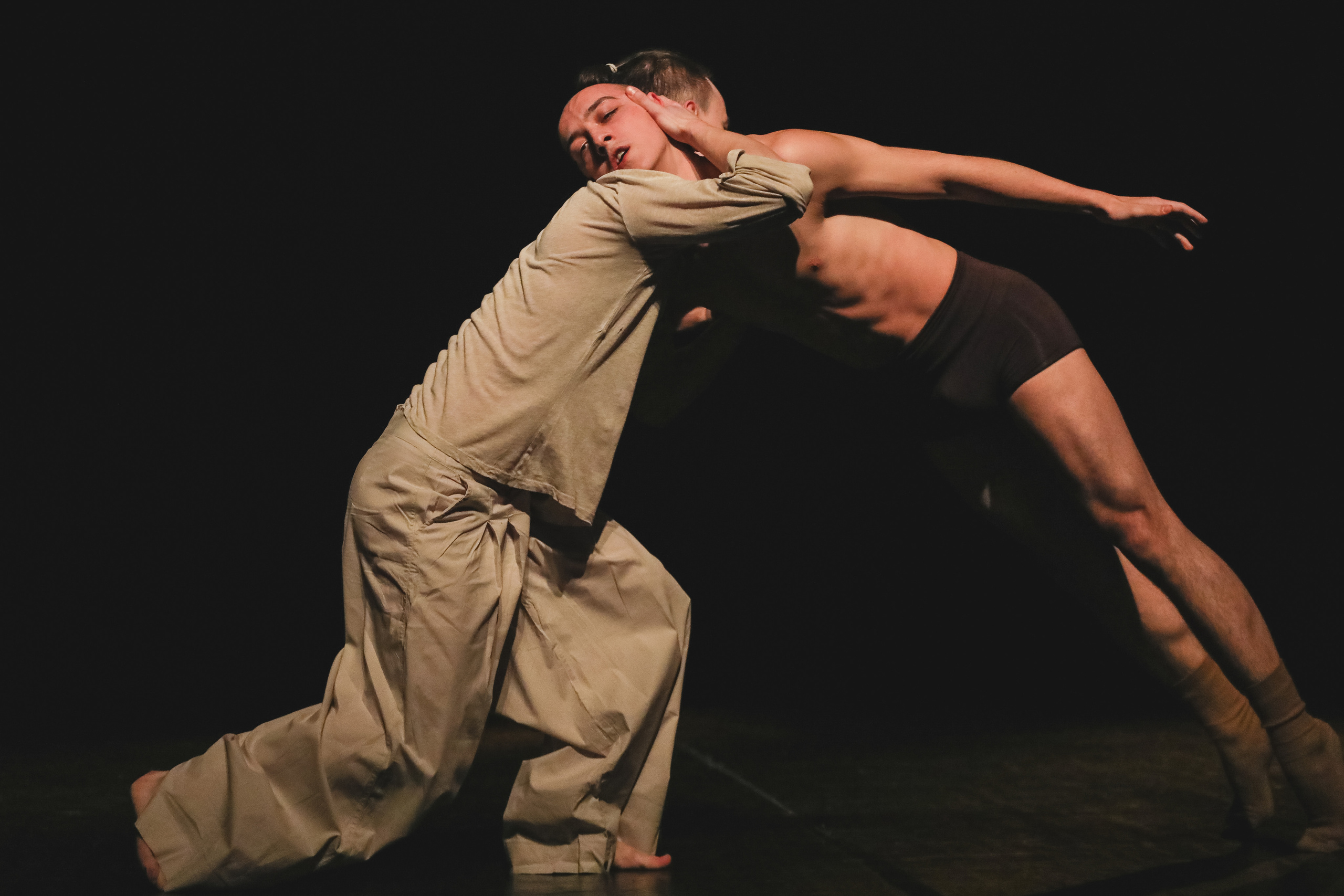 DANCE. Professional reportage photographer in Israel Julia Shaki