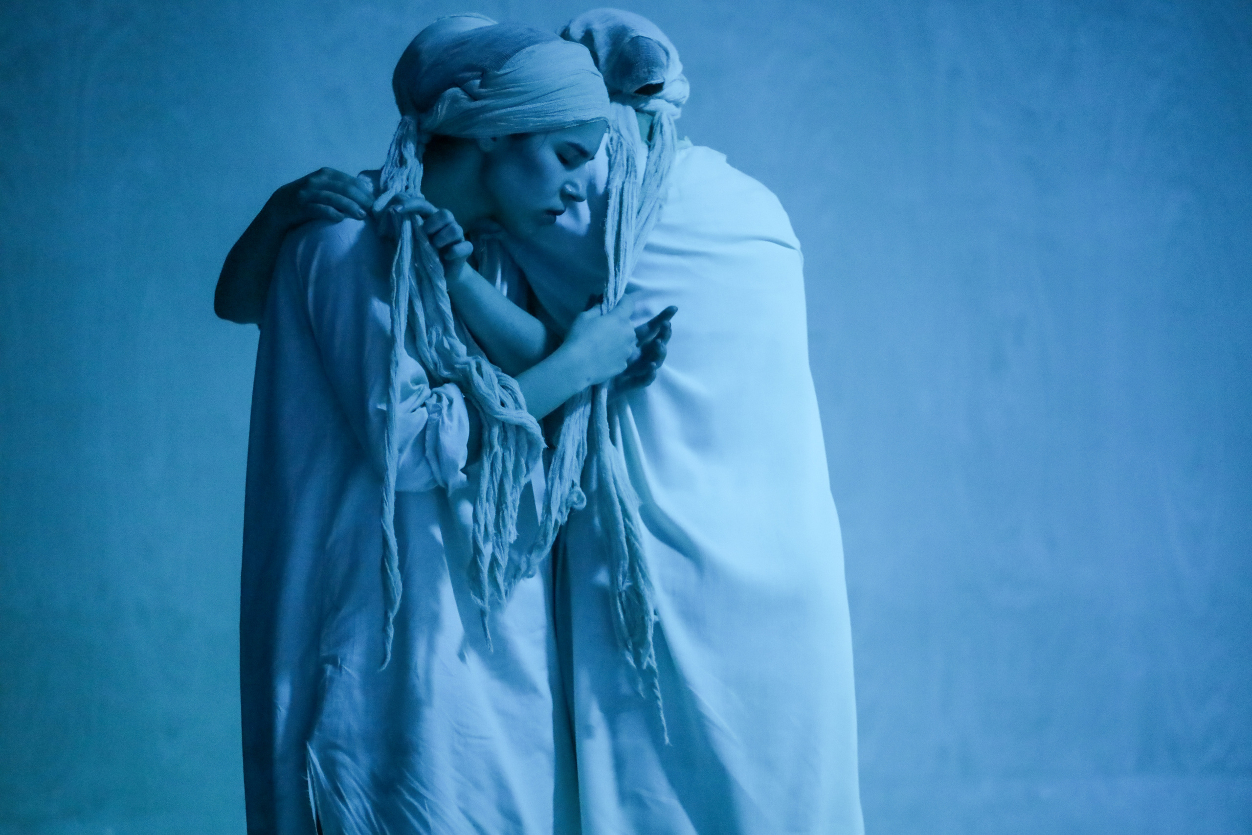 DANCE. Professional reportage photographer in Israel Julia Shaki