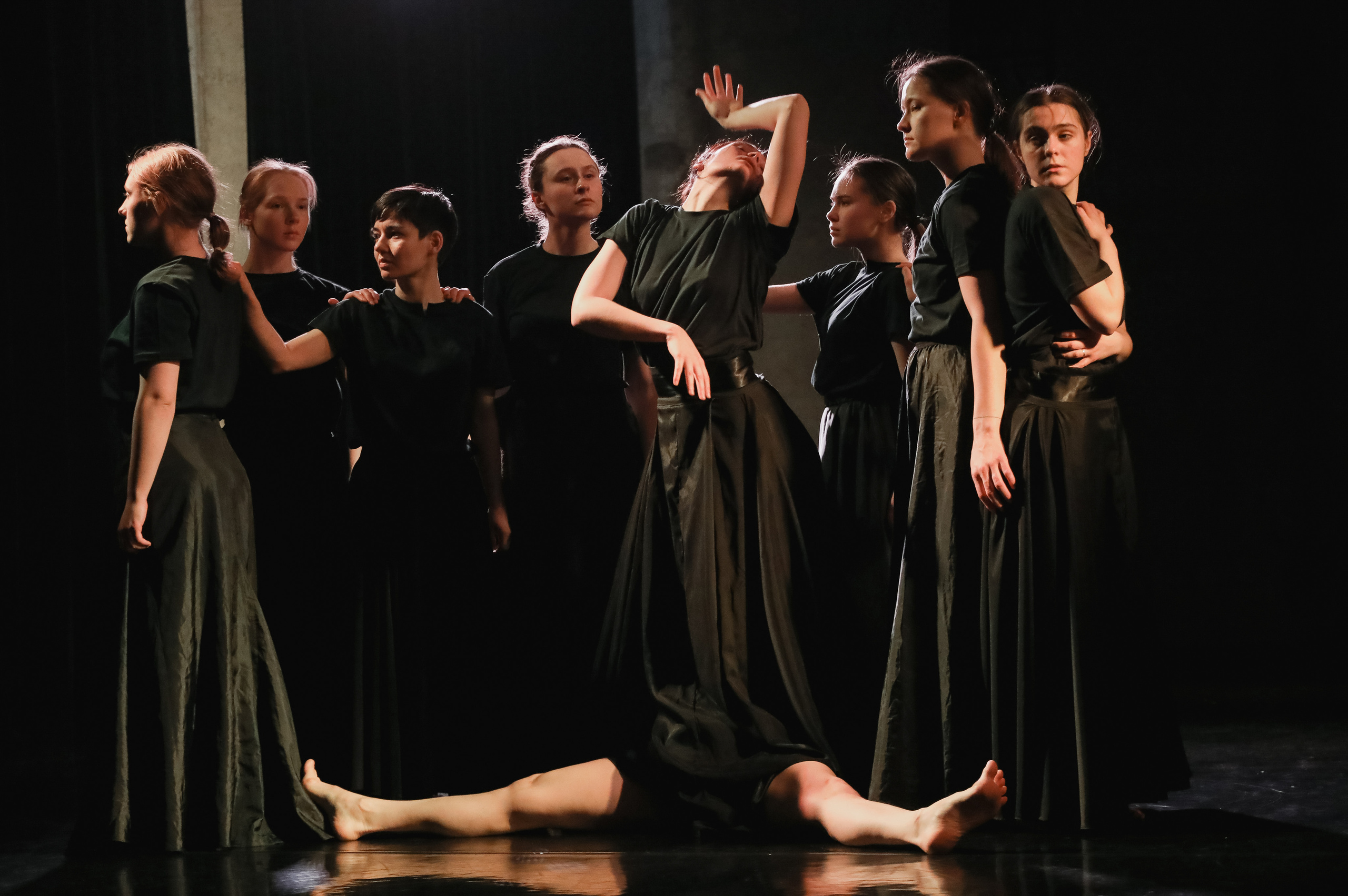 DANCE. Professional reportage photographer in Israel Julia Shaki