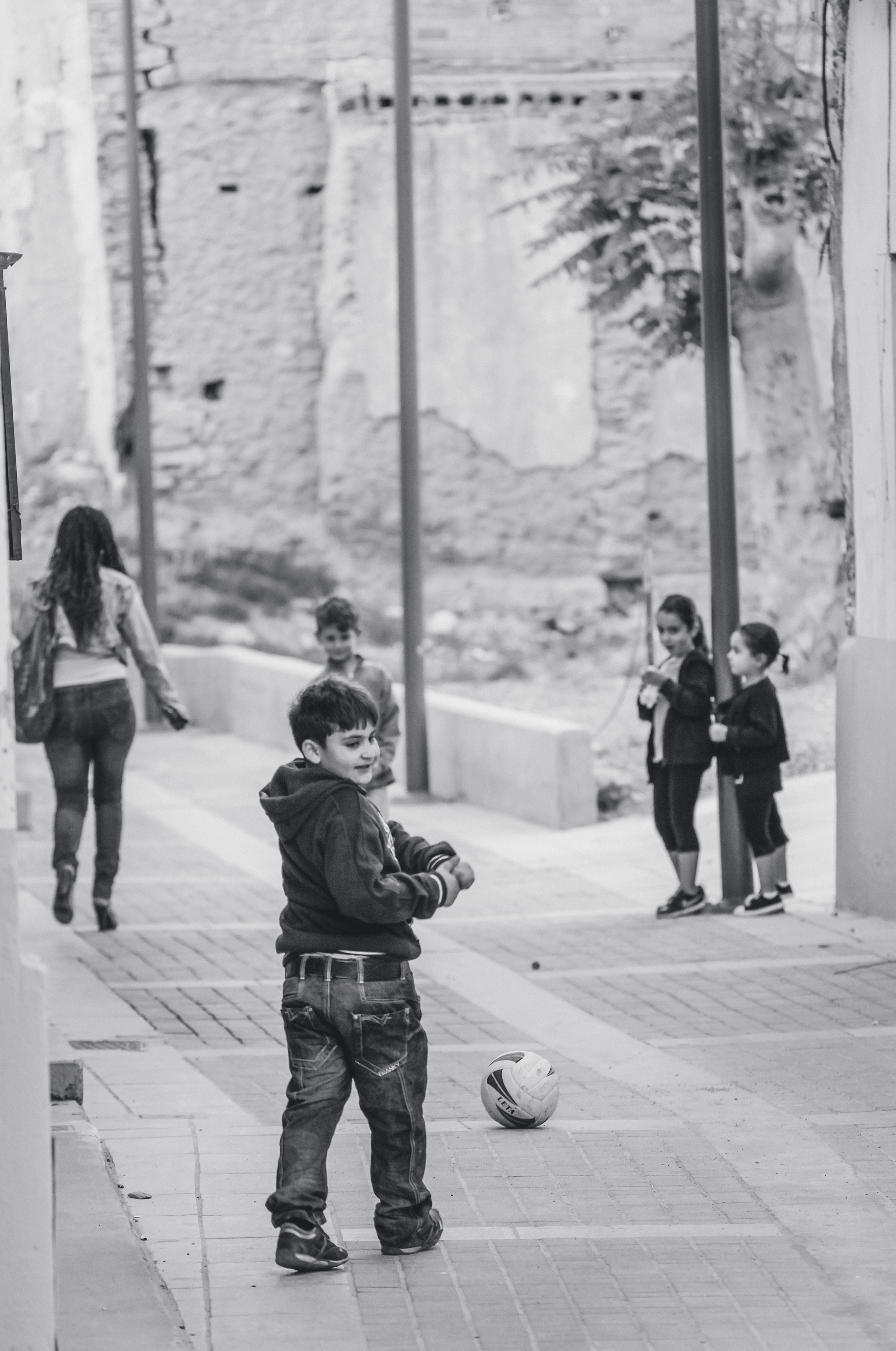 CHILDHOOD. Professional reportage photographer in Israel Julia Shaki