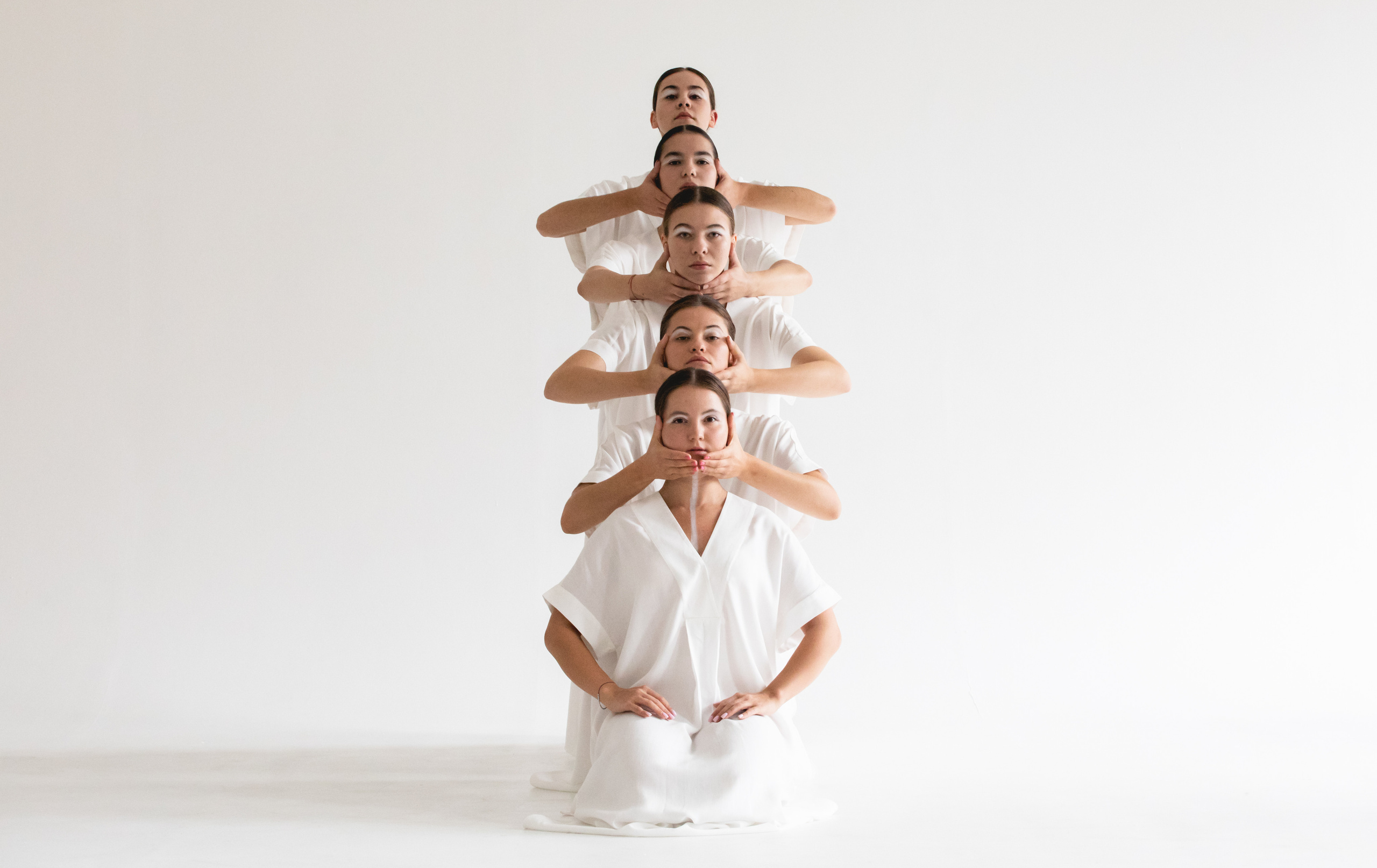 DANCE. Professional reportage photographer in Israel Julia Shaki