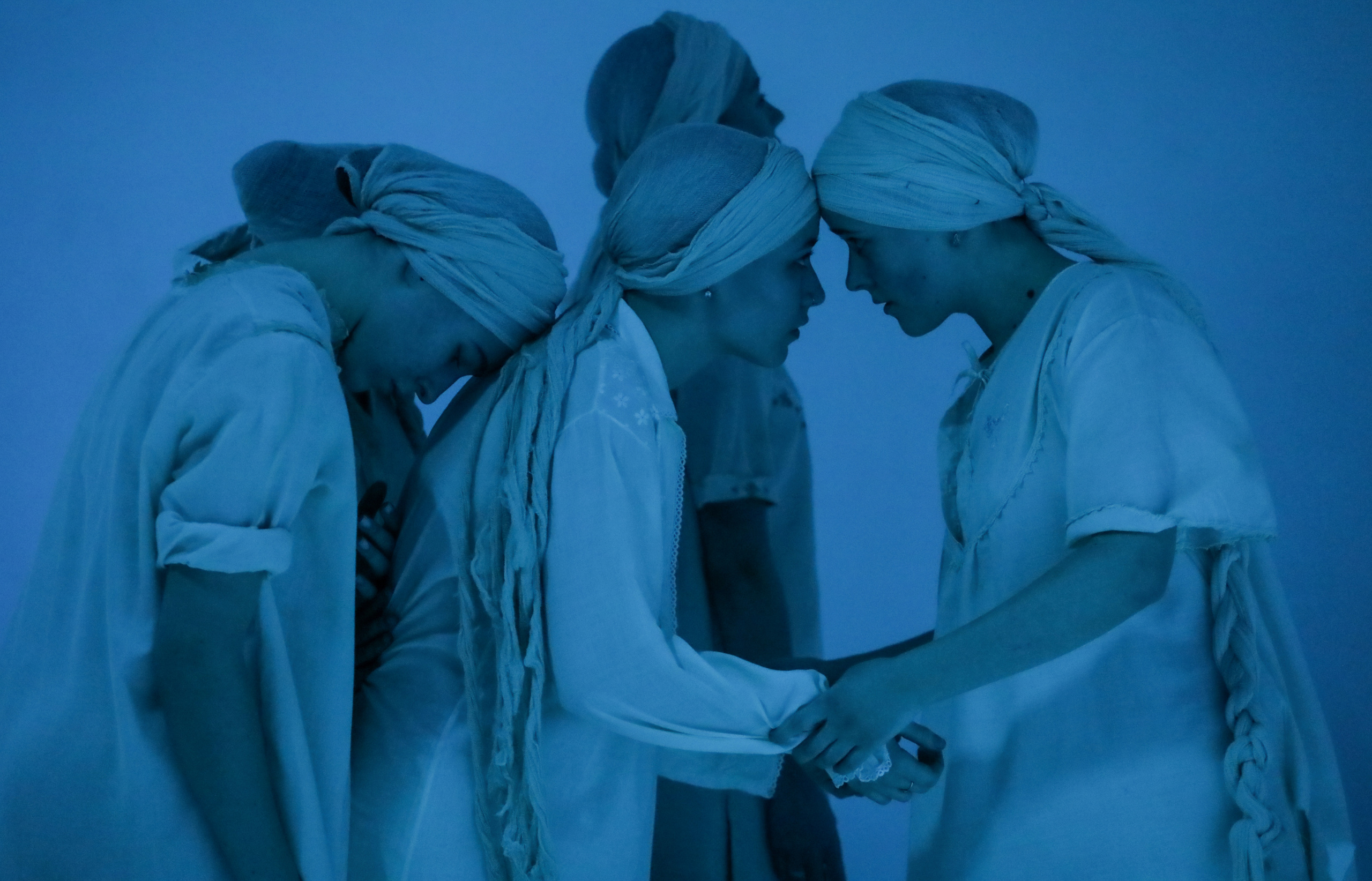 DANCE. Professional reportage photographer in Israel Julia Shaki