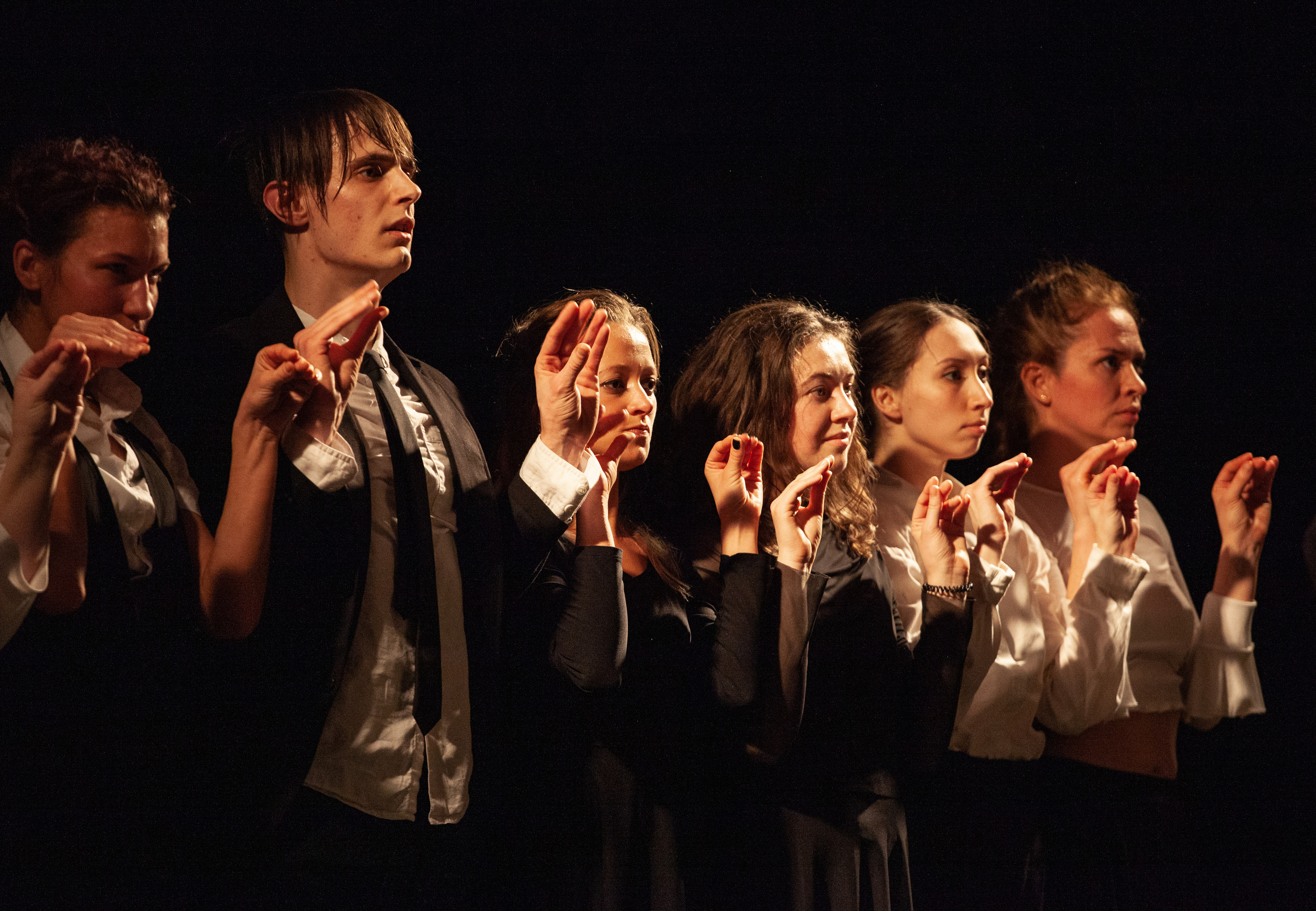 DANCE. Professional reportage photographer in Israel Julia Shaki